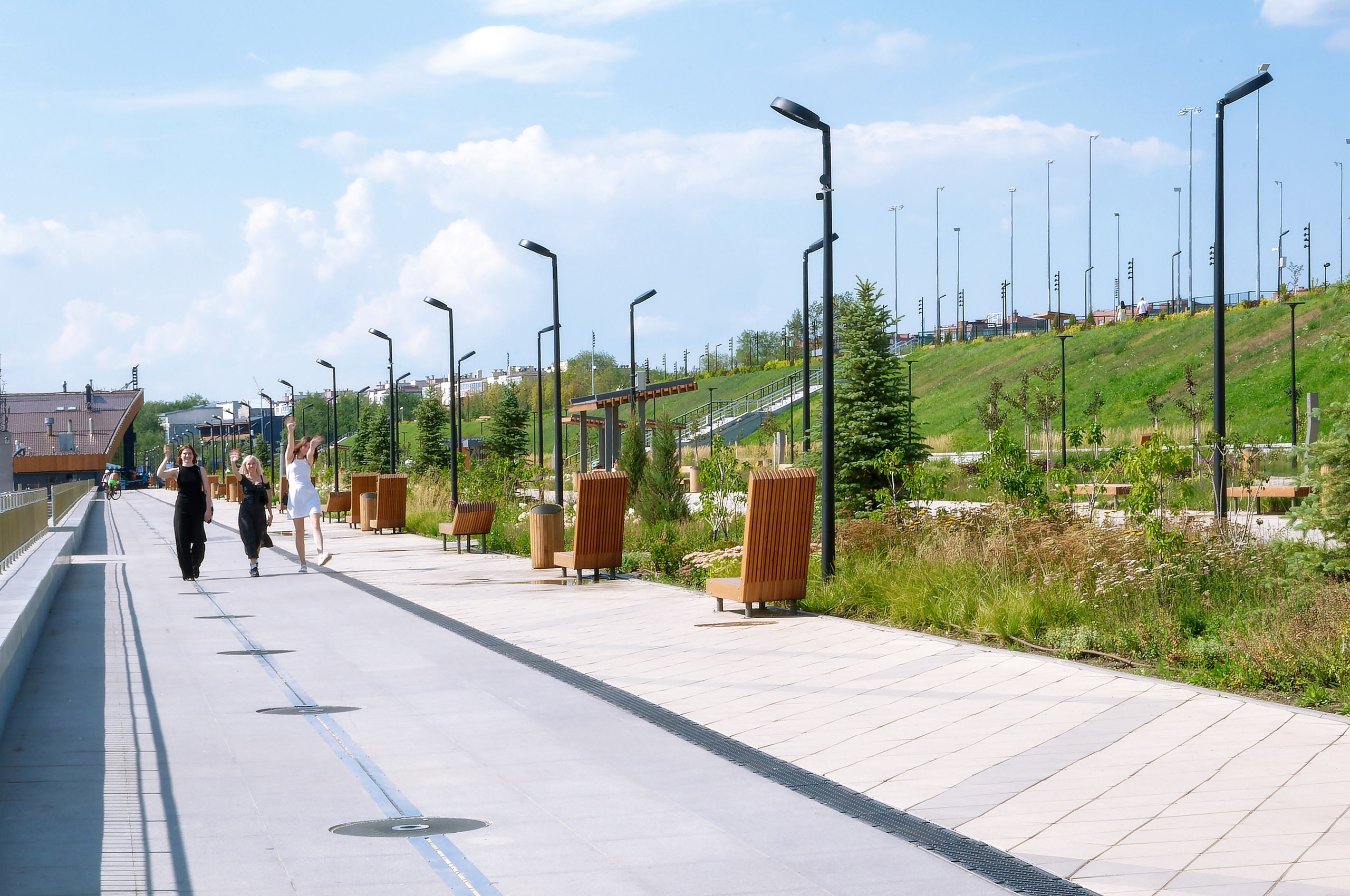 Уличное освещение/набережная. Фотограф Алексей Преображенский