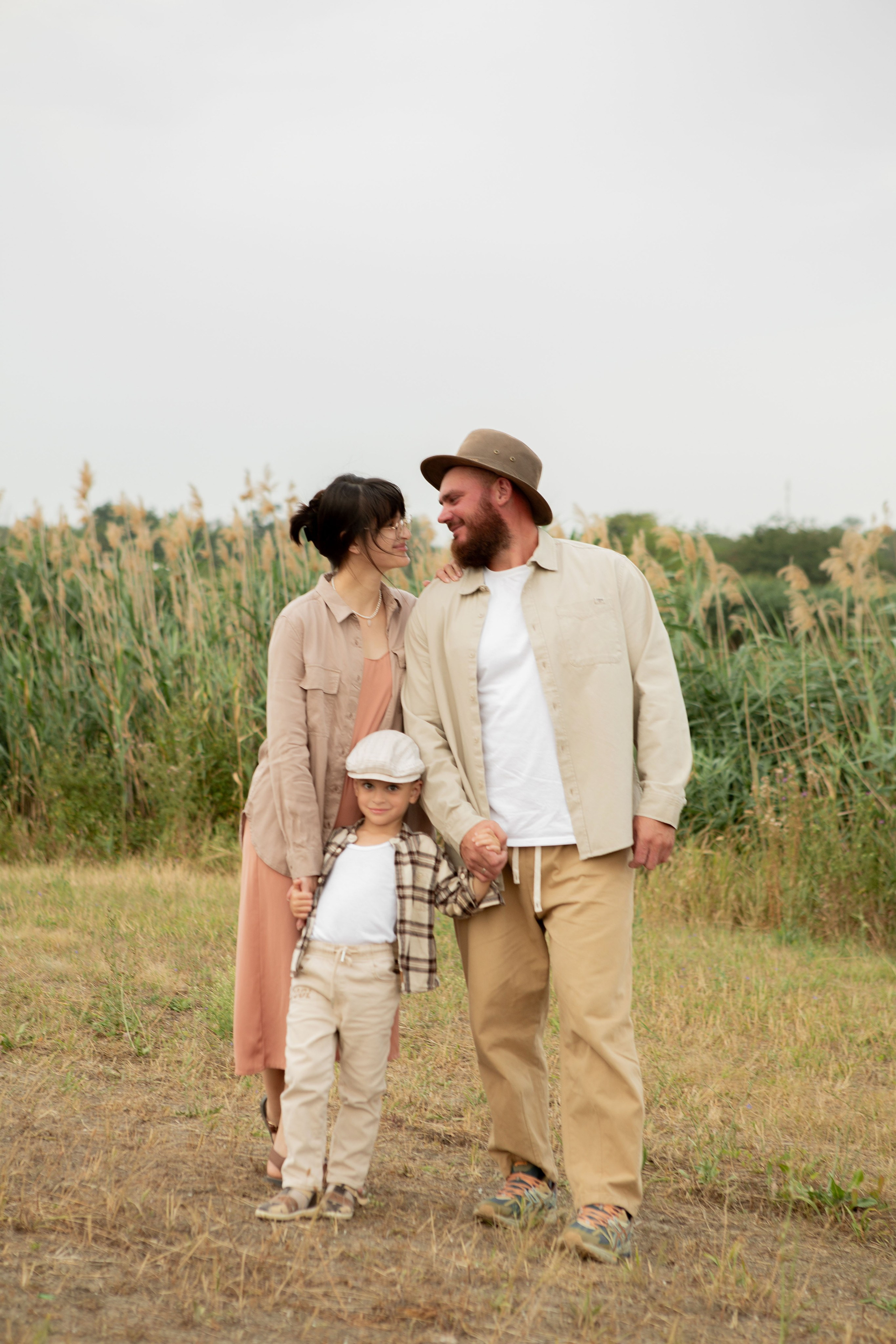 Семейная прогулка. Семейный фотограф в Новопокровской, Тихорецке и Краснодаре Чугусова Марина