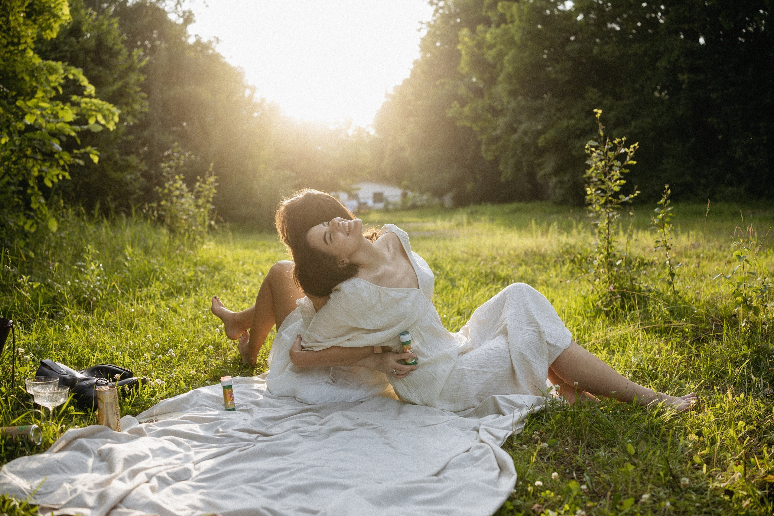 Окунуться в детство 🤍 Прогулка с сестрой. Вера Пьянцева фотограф в Санкт-Петербурге | индивидуальная, семейная и парная (love-story) съёмка
