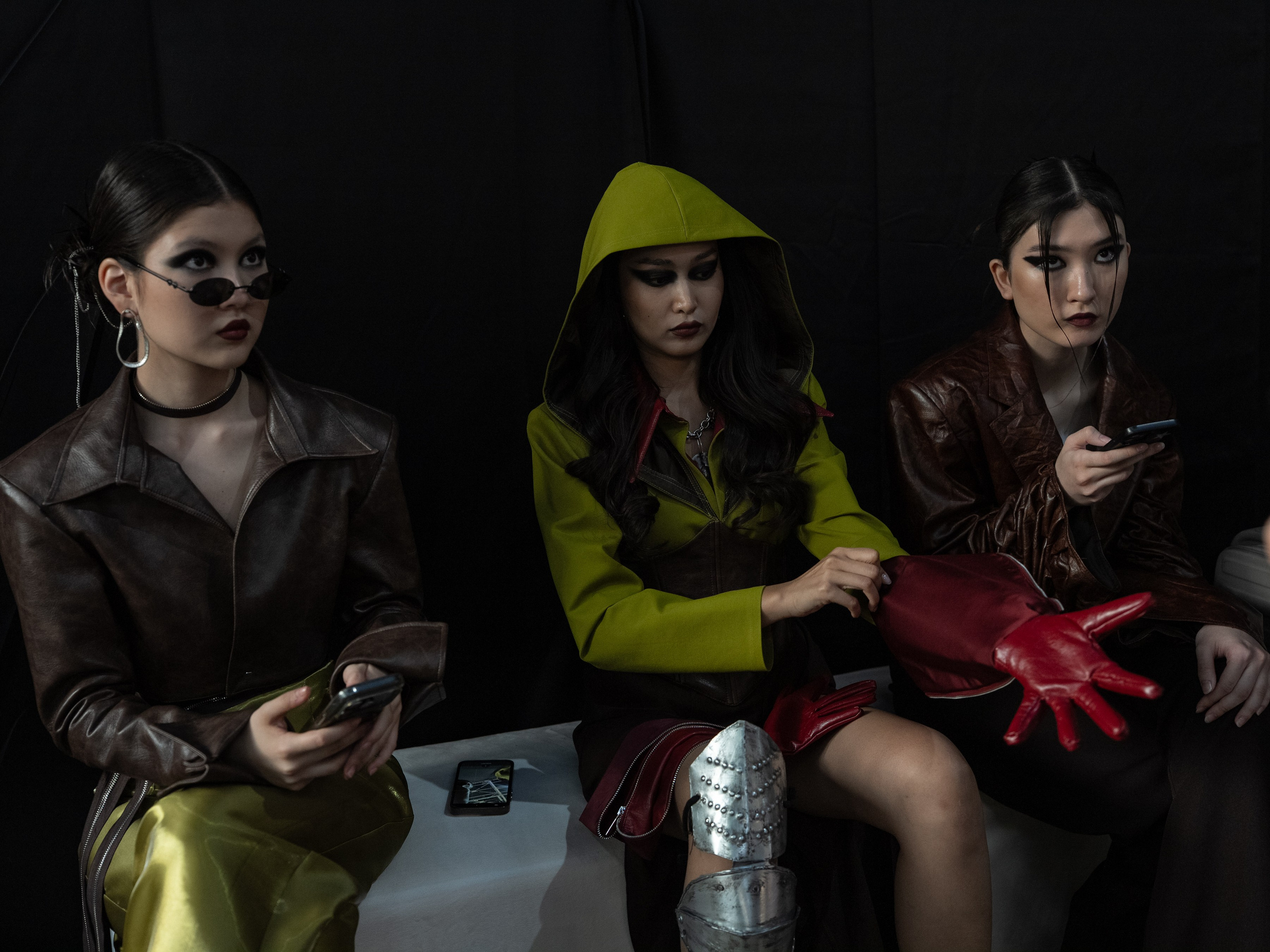 Visa Fashion week Almaty Backstage Day 3. Сайт Алматинского НЮ АРТ, будуар и фэшн фотографа Дениса Карпенко