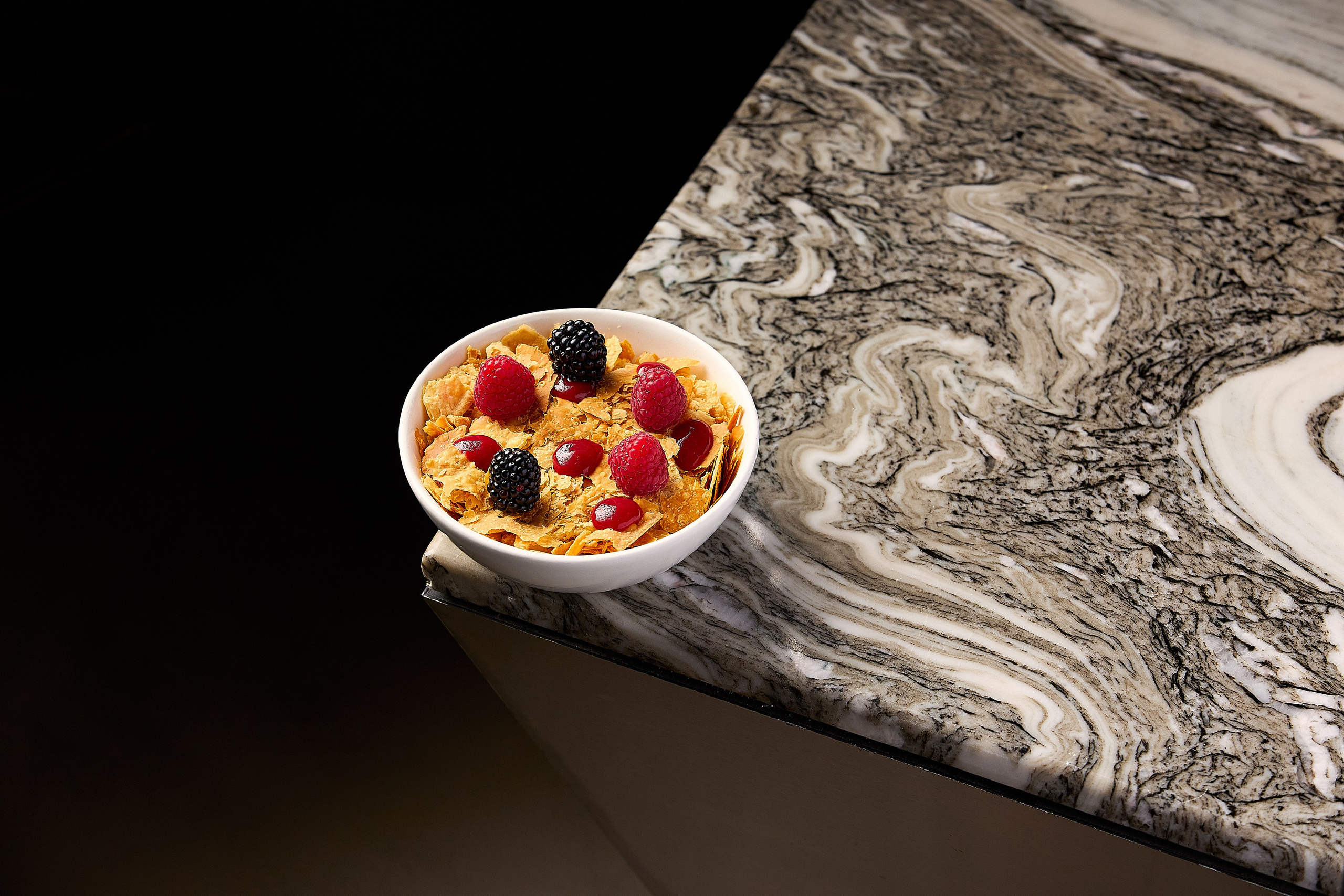 Hookah Place Dishes. Evgeny Yatsenko — Photographer in Dubai