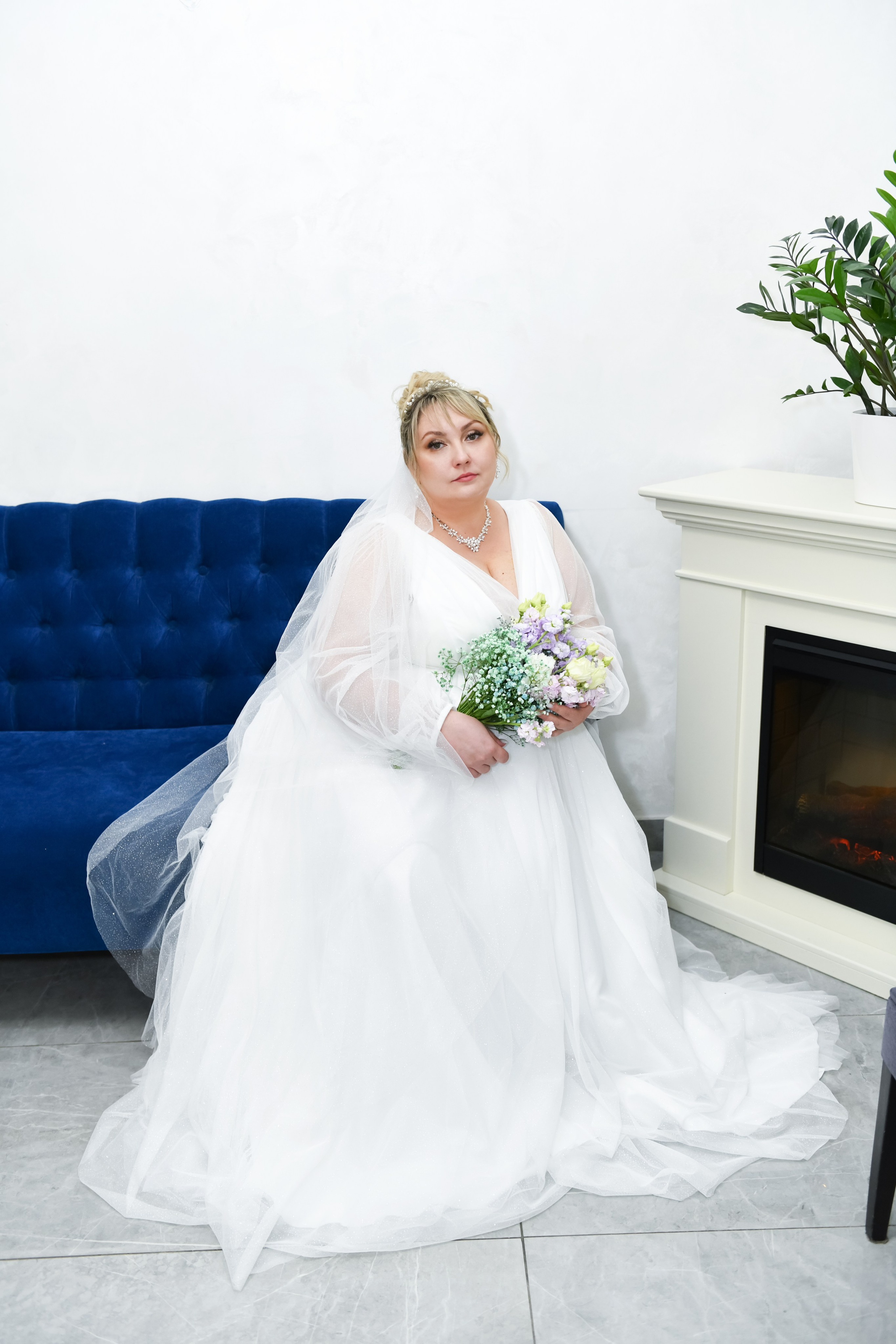 Анастасия и Максим. Регистрация и прогулка в усадьбе Архангельское. Свадебный и портретный фотограф в Москве Галина Борисова