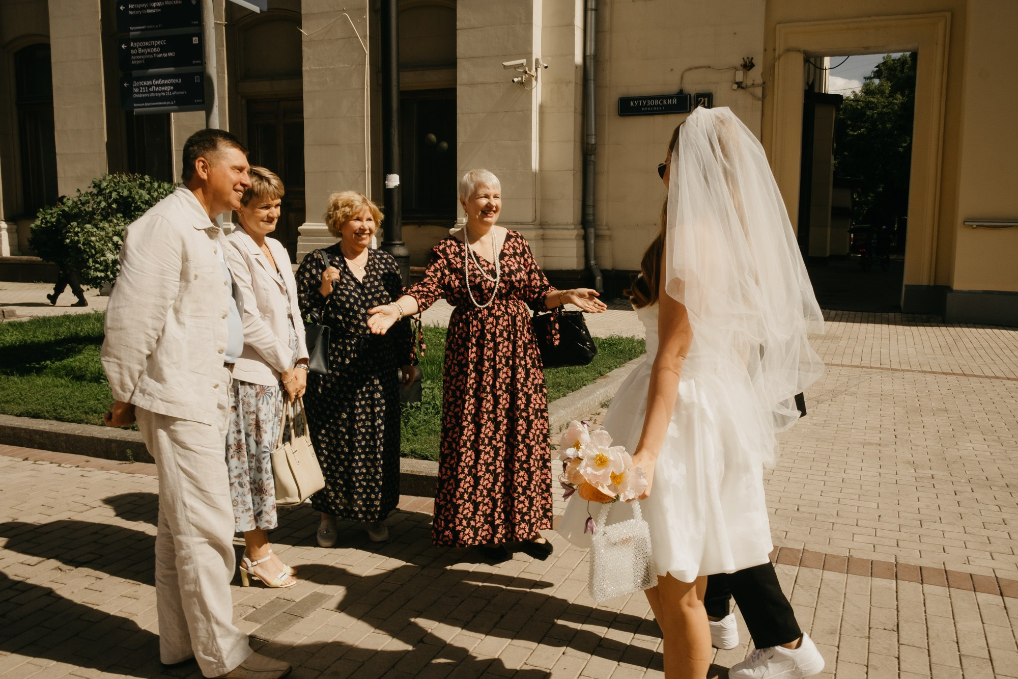 «ты красивый» — «нет, ты!». Свадебный фотограф Александра Тюлякова