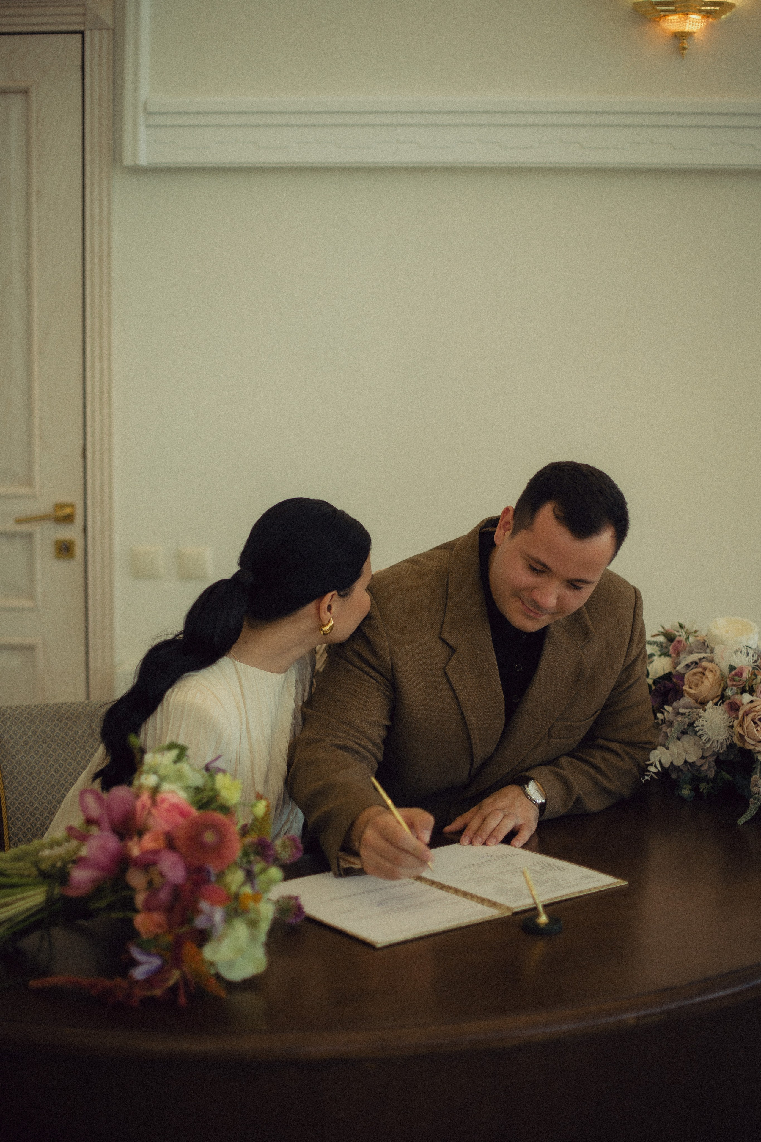 Регистрация и прогулка Софьи и Дениса. Фотограф любви в городе Казань