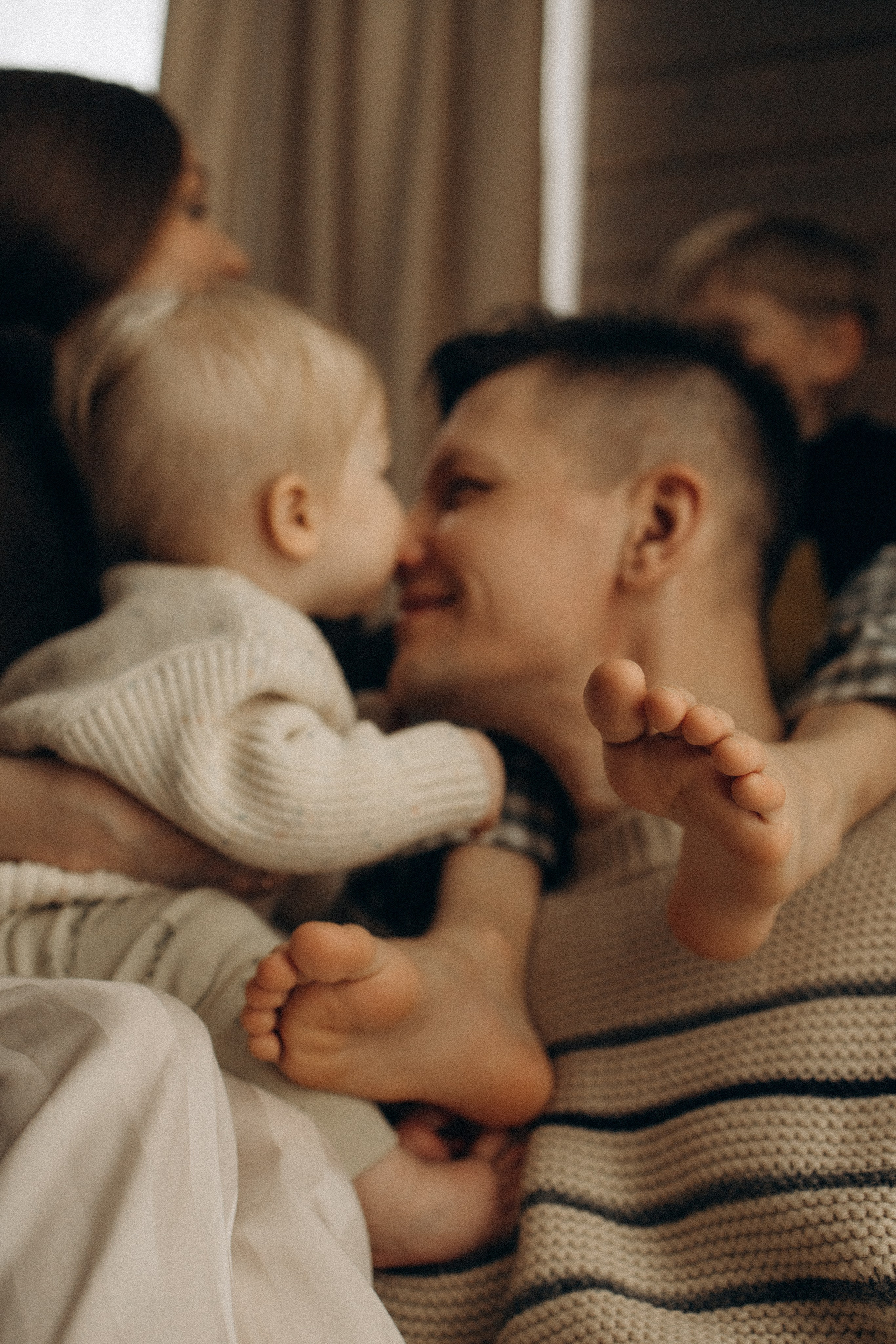 Уютным зимним вечером. Семейный фотограф в Москве Валерия Карпова