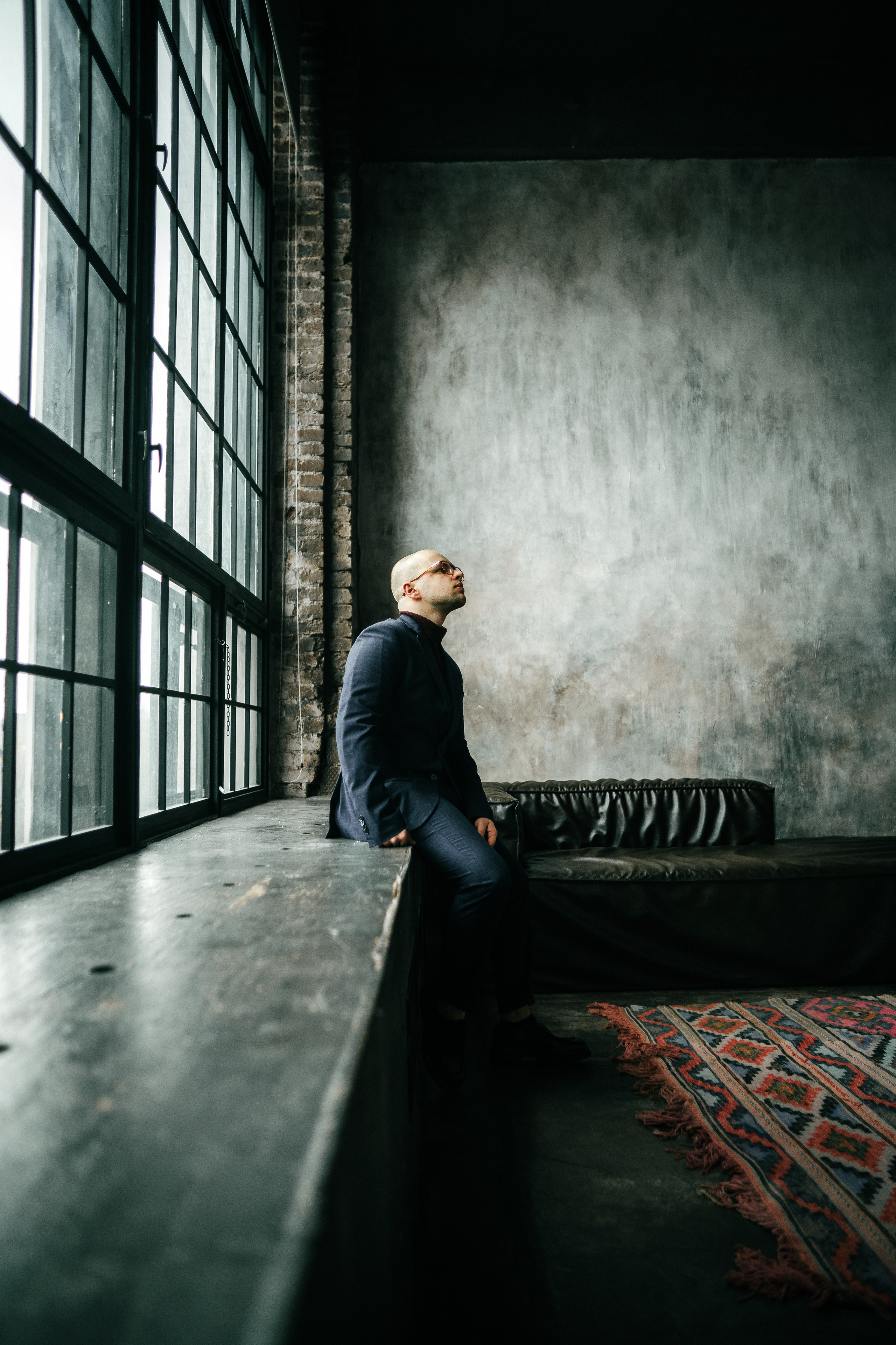 Кирилл студия