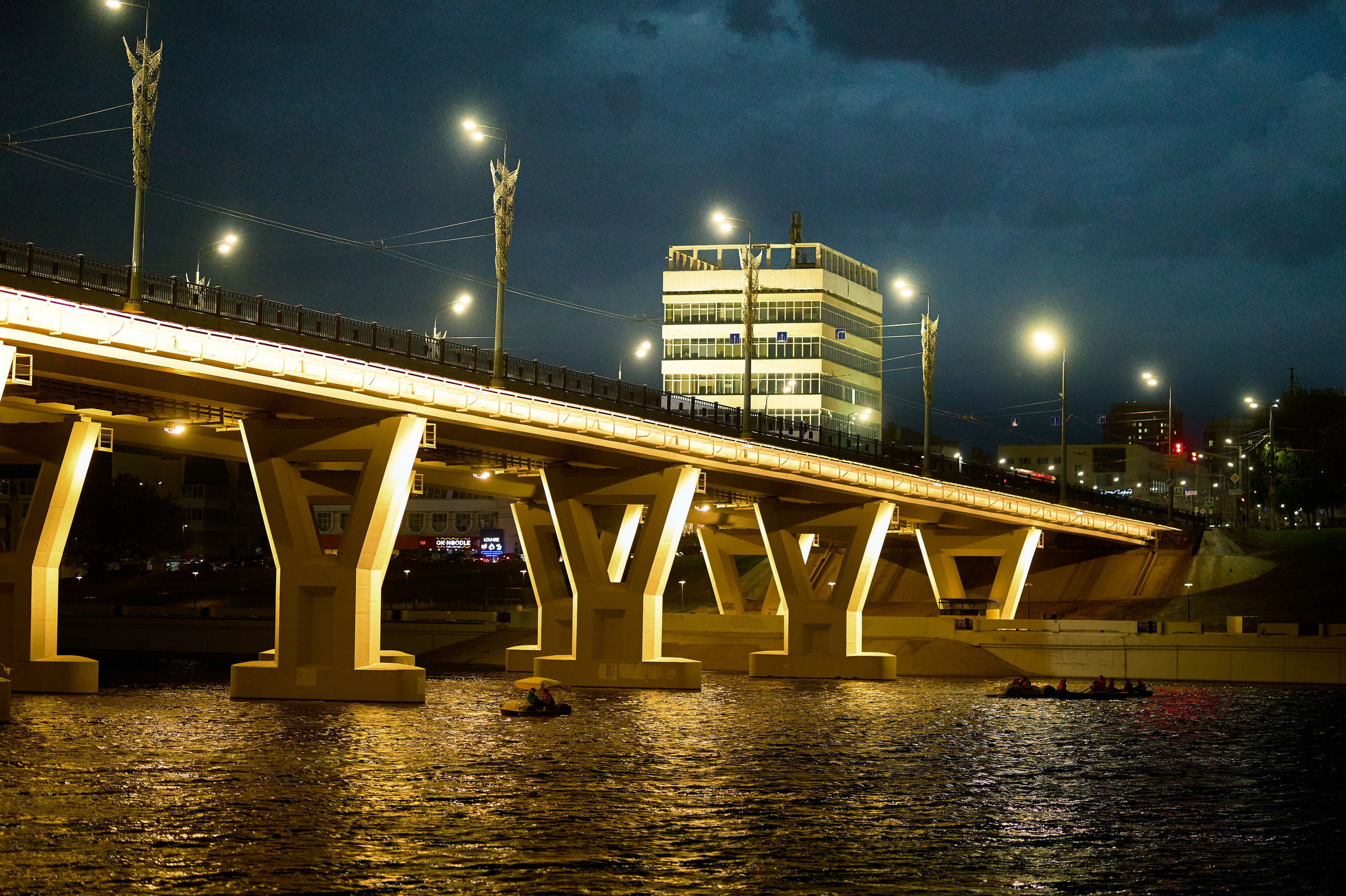 Стрит фотосъемка. Владимир Суздалов (ProMaXe) — Портретный фотограф, тематические фотосессии в Чебоксарах