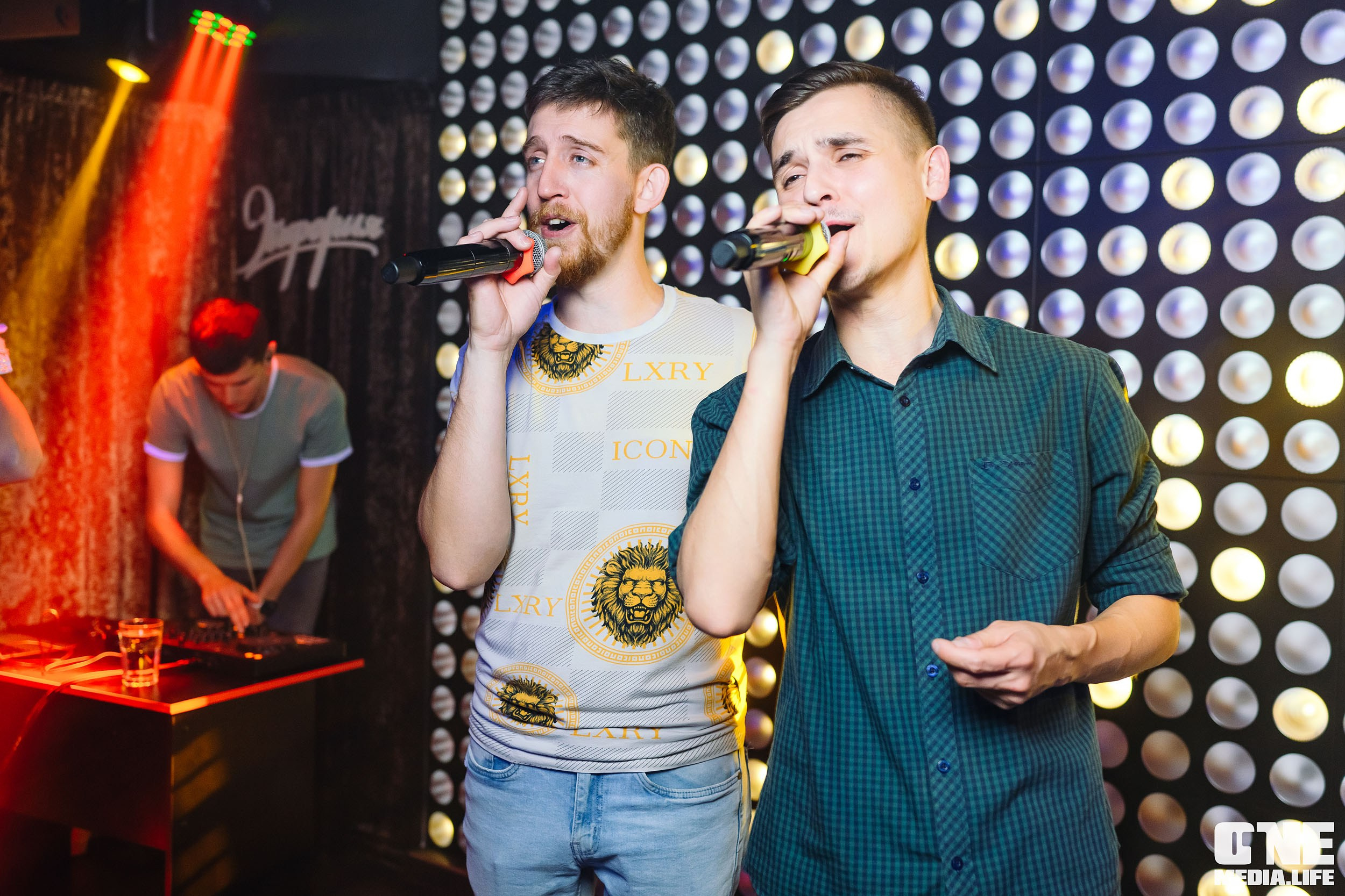 Фоторепортаж из караоке-клуба Эйфория. One Media Life: фоторепортажи, фотоотчеты с мероприятий и заведений