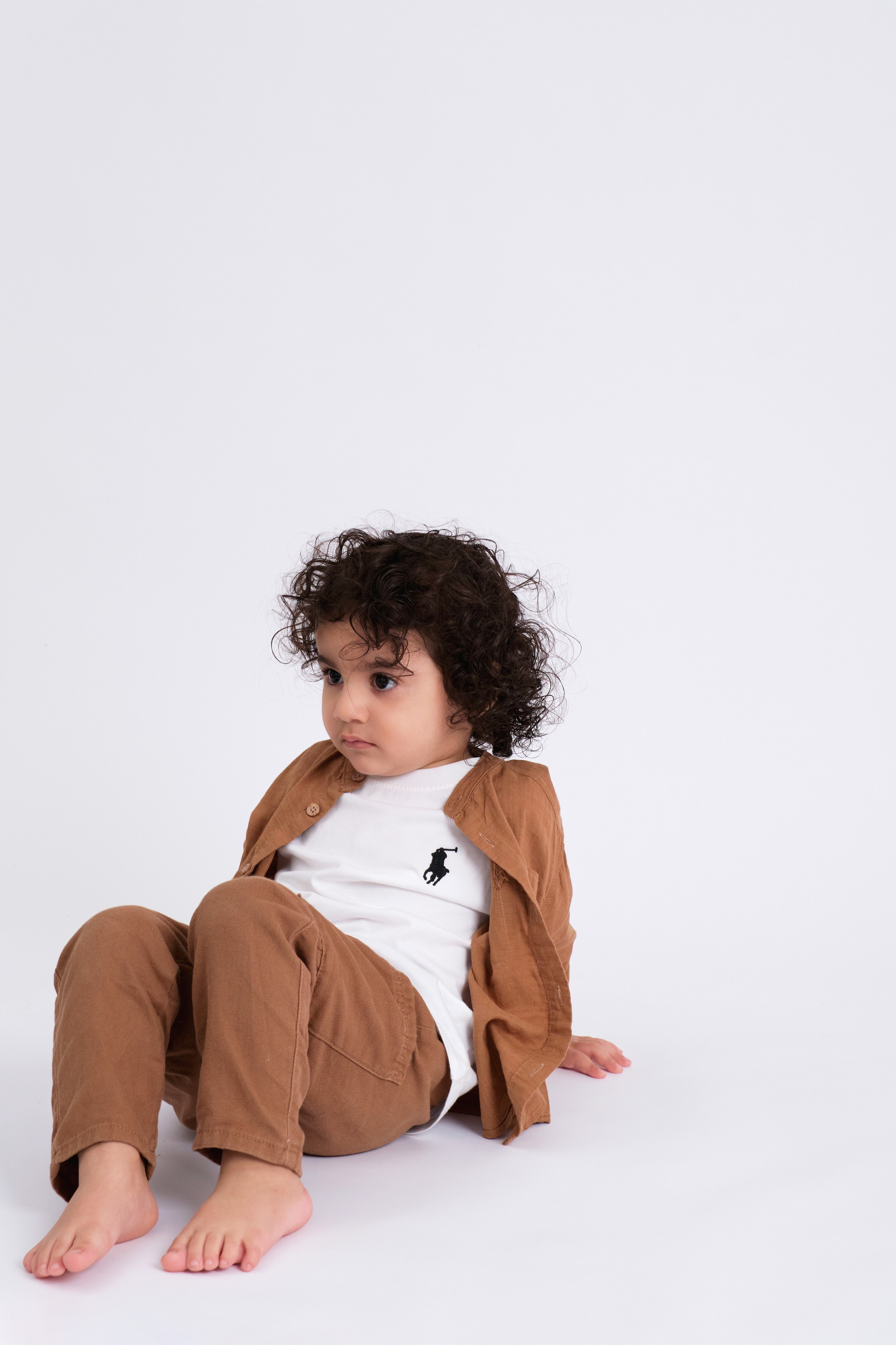 Лилит с прекрасными парнями