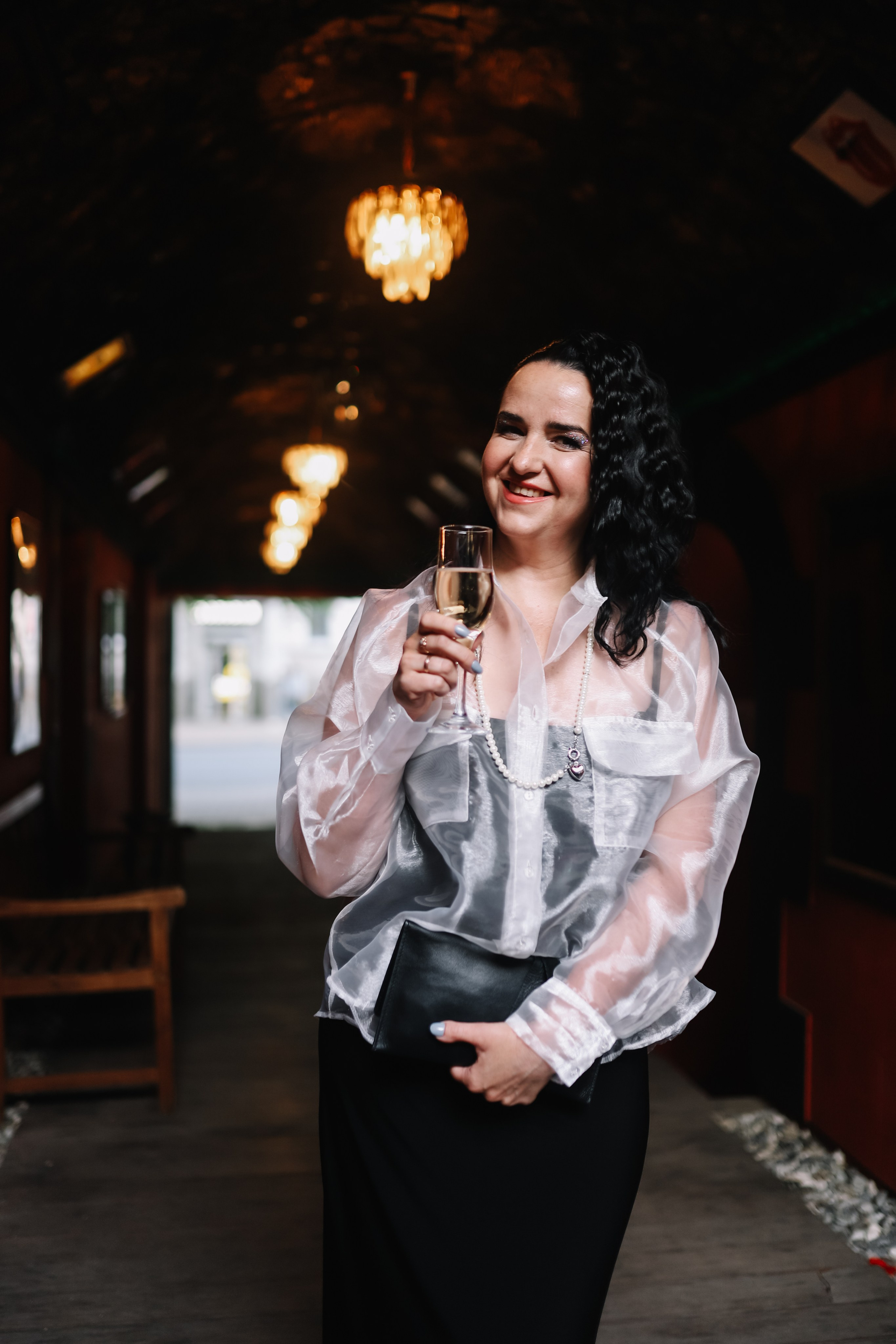 25.Диана и гости