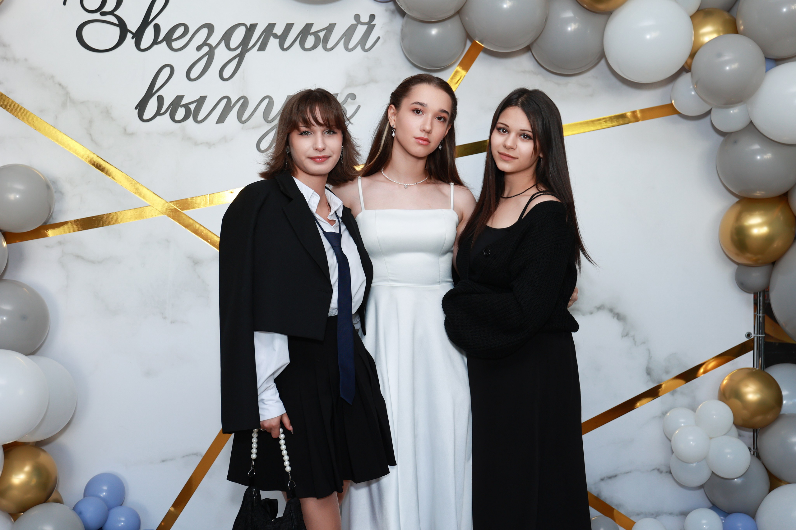 Вручение аттестатов СОШ 42 (2025г). Детский семейный фотограф Краснодар