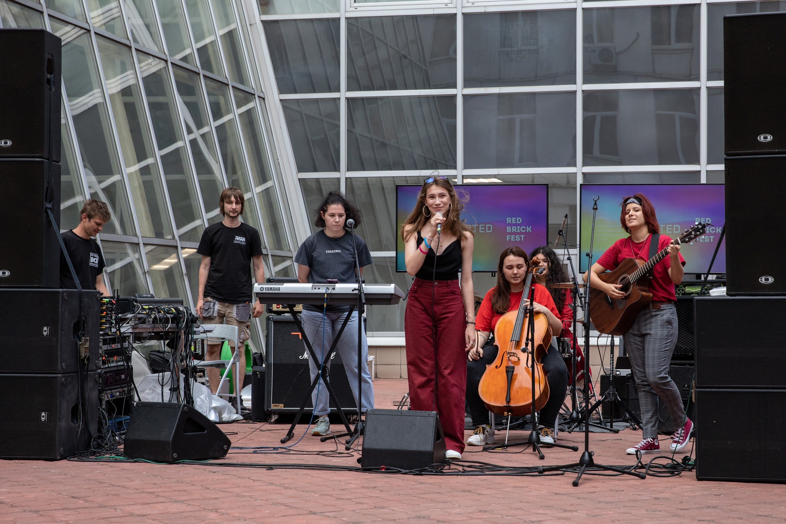 Red Brick Fest МГПУ | Летний Студенческий Фестиваль. Фотограф брендов и бизнеса в Москве Алексей Сентюрин