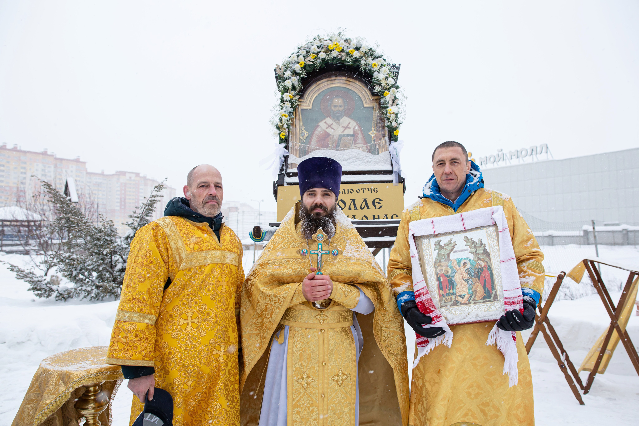 Крестный ход по д. Островцы Раменского городского округа. Семейный и детский фотограф Анна Петракова