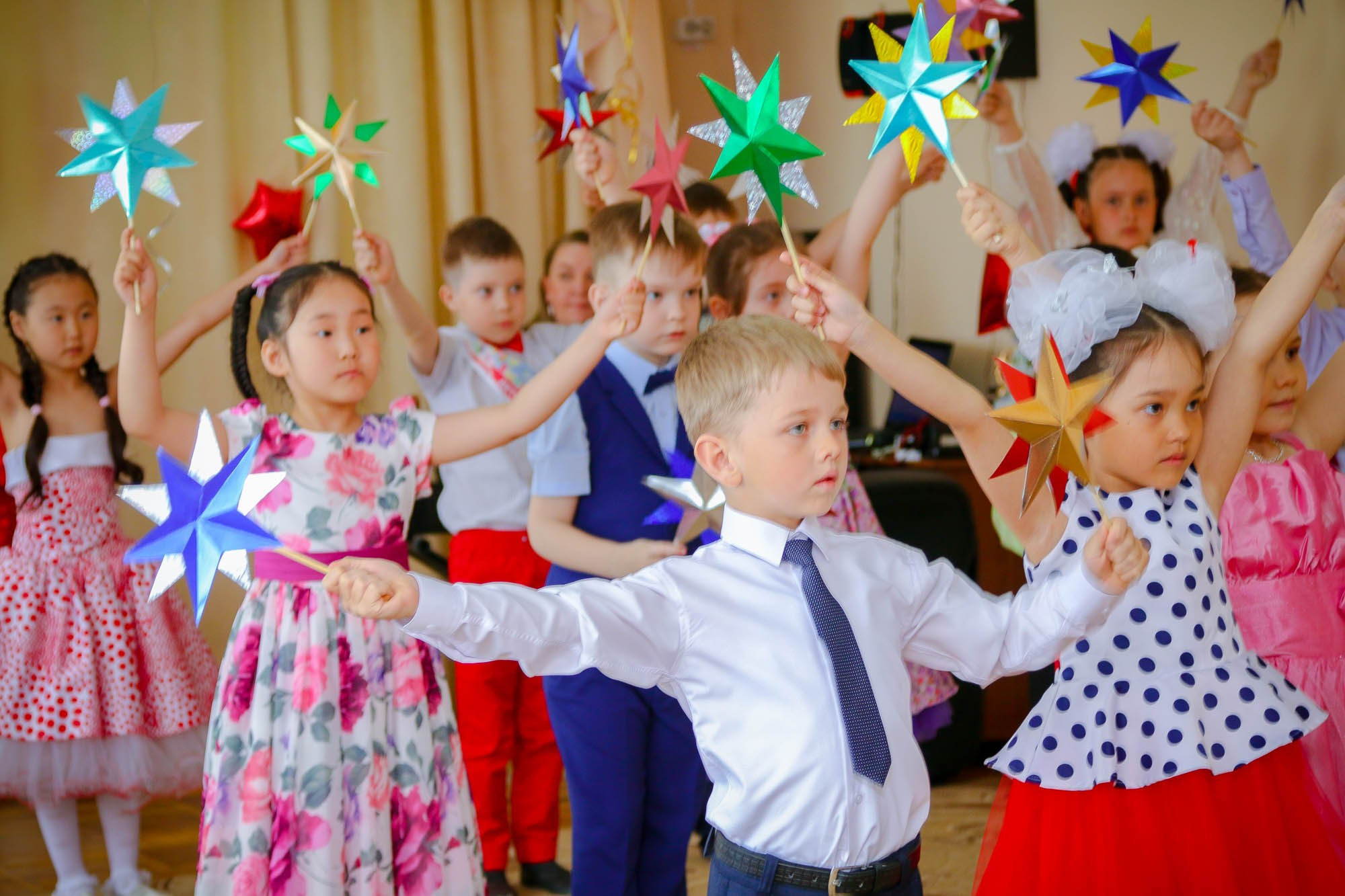 Выпускной в детском саду. Фотограф Григорьева Ольга. Портретная, семейная съёмка, Love Stori, видеосъёмка в городе Чита. Выпускные альбомы, фотокниги