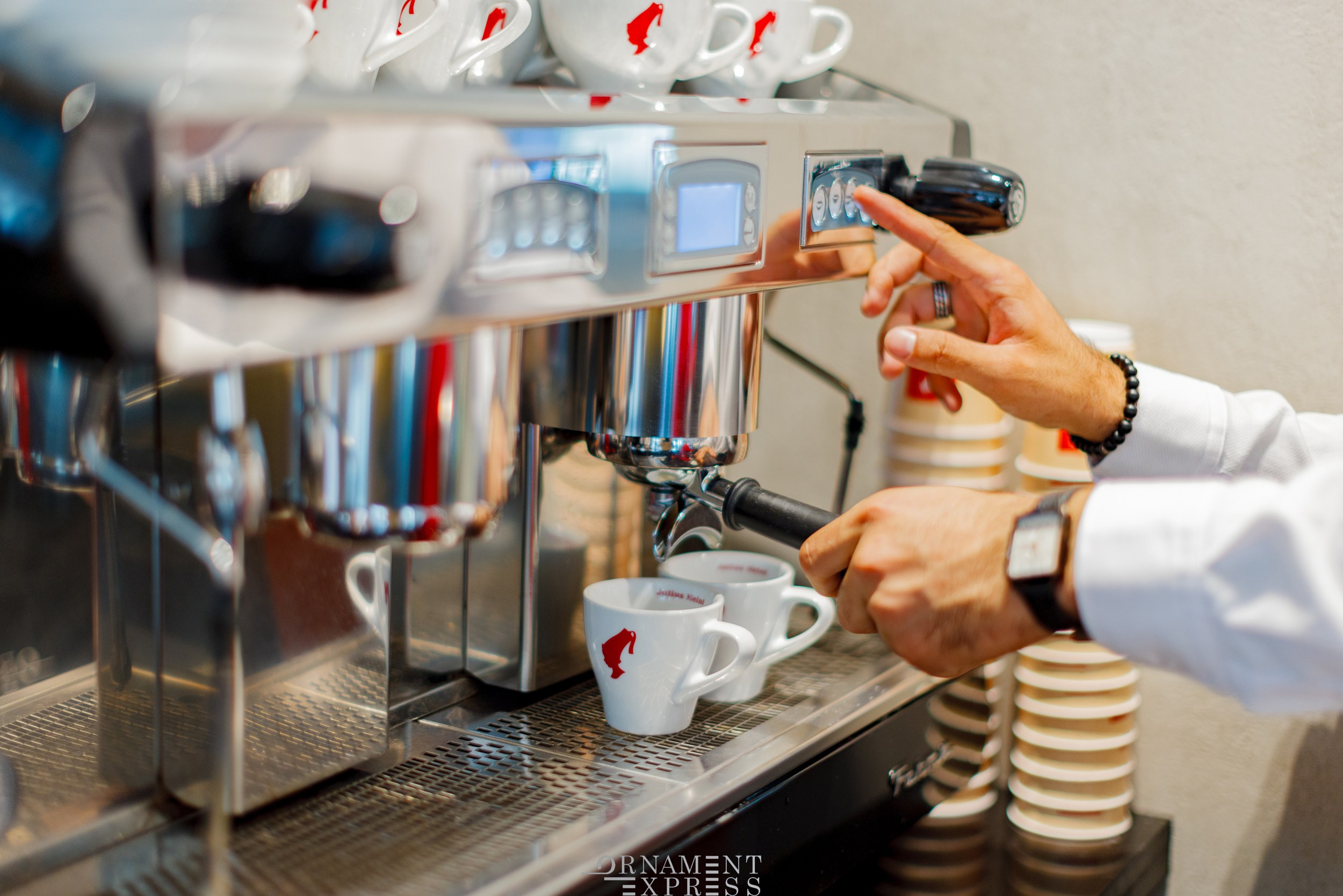 HOTEL PIAZZA EPIGRAPH (BATUMI). Режиссёр, клипмейкер, фотограф — Андрей Охота