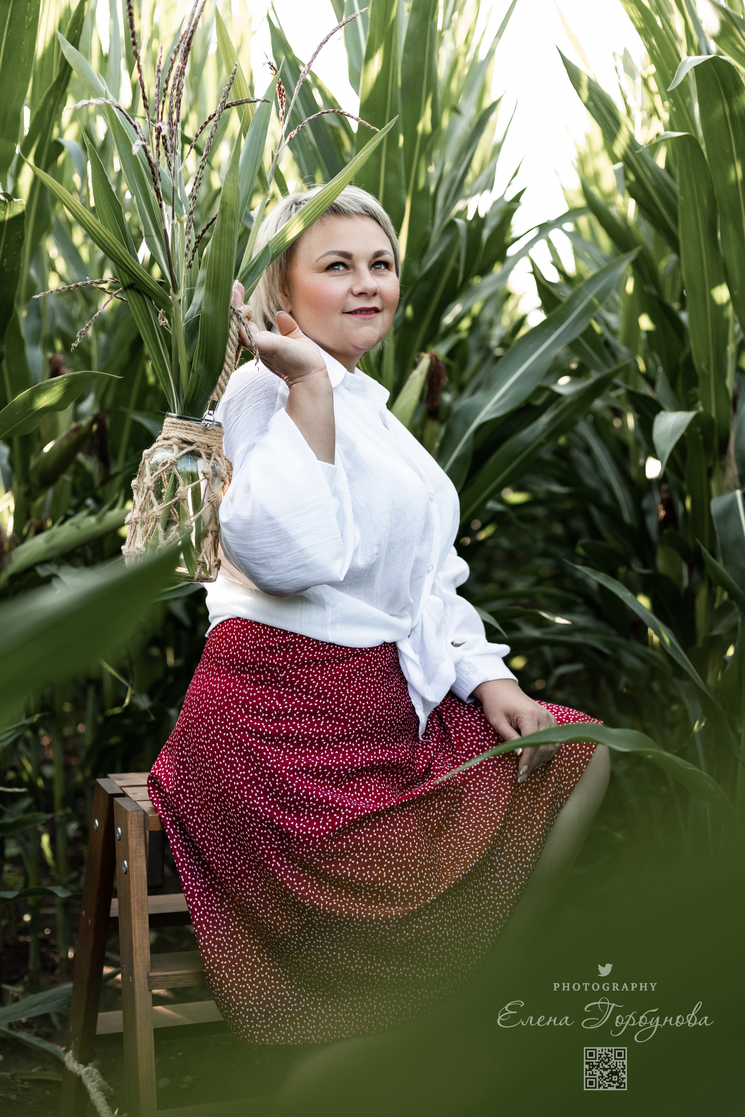 Елена в Кукурузе. Август 2024. Фотограф Пермь. Свадьбы. Семья и дети, школа, д. сад. Фотокниги