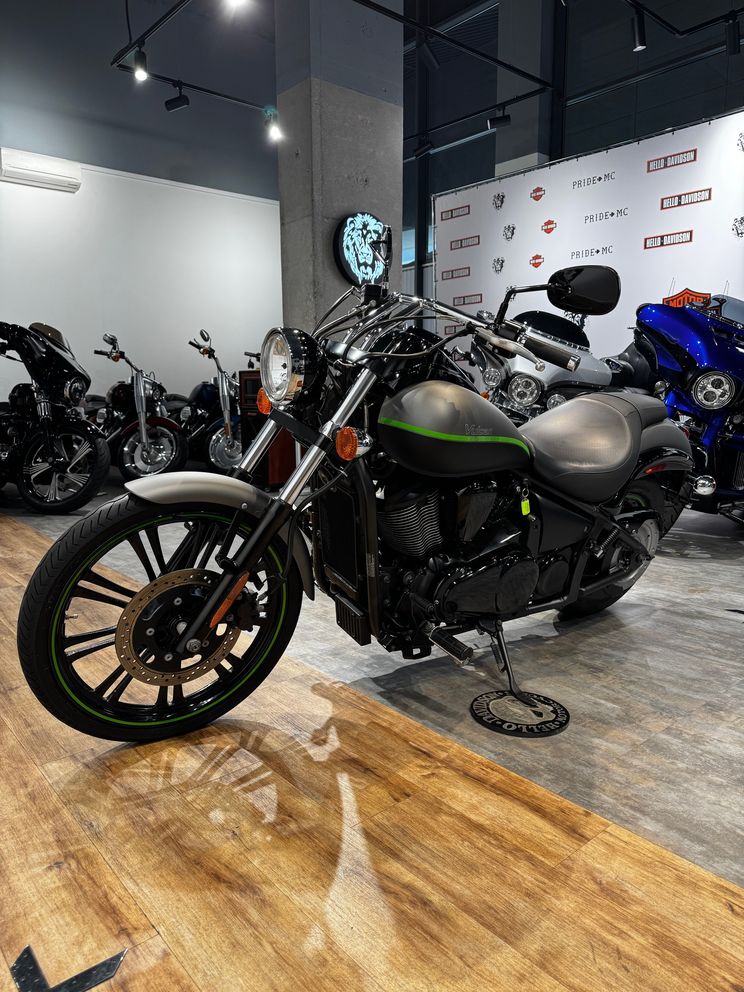 Vulcan 900 (VN900 Custom). Hello Davidson, Москва. Только хорошие мотоциклы…