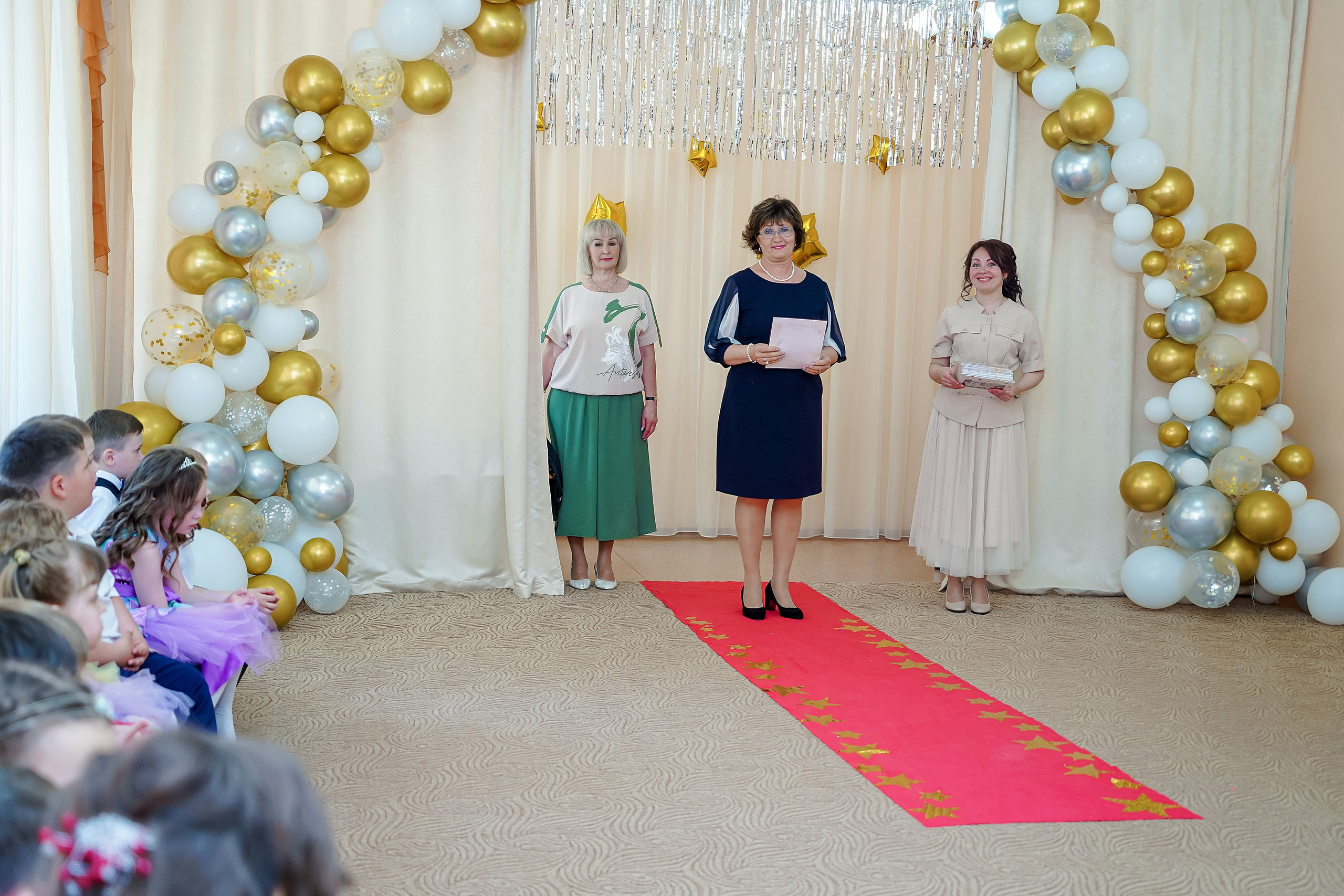 Фотосъемка видеосъёмка фотограф видеооператор новогодних утренников  в. Фотограф, видеооператор Нина Коршунова