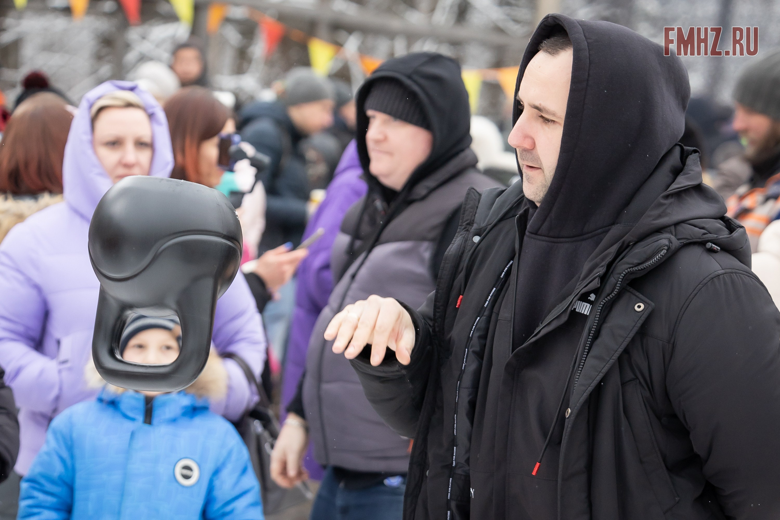 Масленица на аллее памяти «Вечный сезон» 02.03.2025. Фотограф Владимир Охрименко