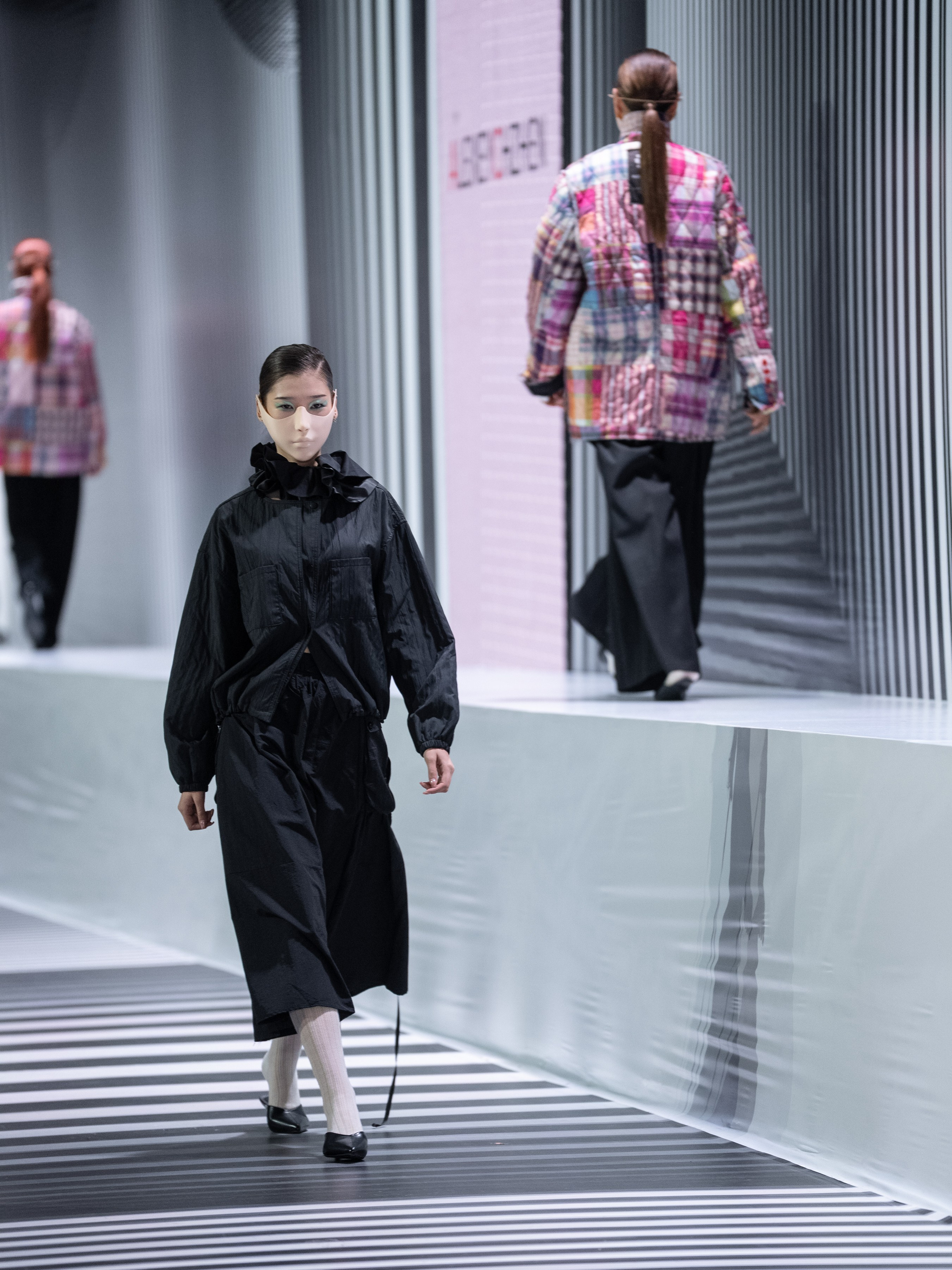 Alexey CHZHEN. Сайт Алматинского НЮ АРТ, будуар и фэшн фотографа Дениса Карпенко