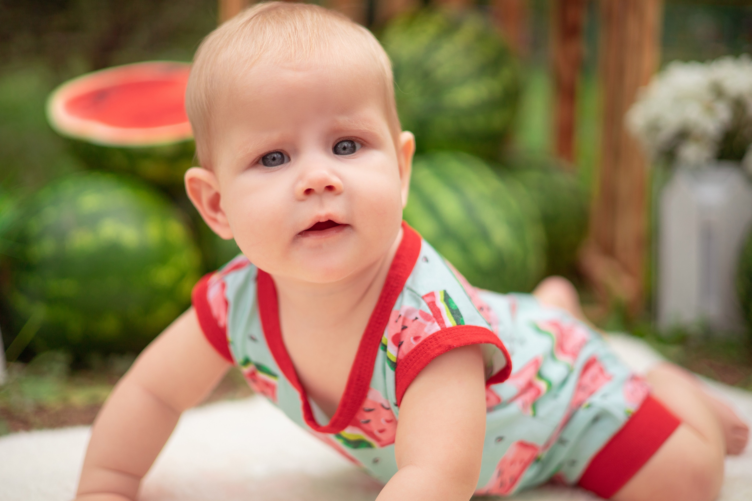 Тимофей и Даша арбузы. Семейный и детский фотограф в Михайловке Татьяна Лестьева