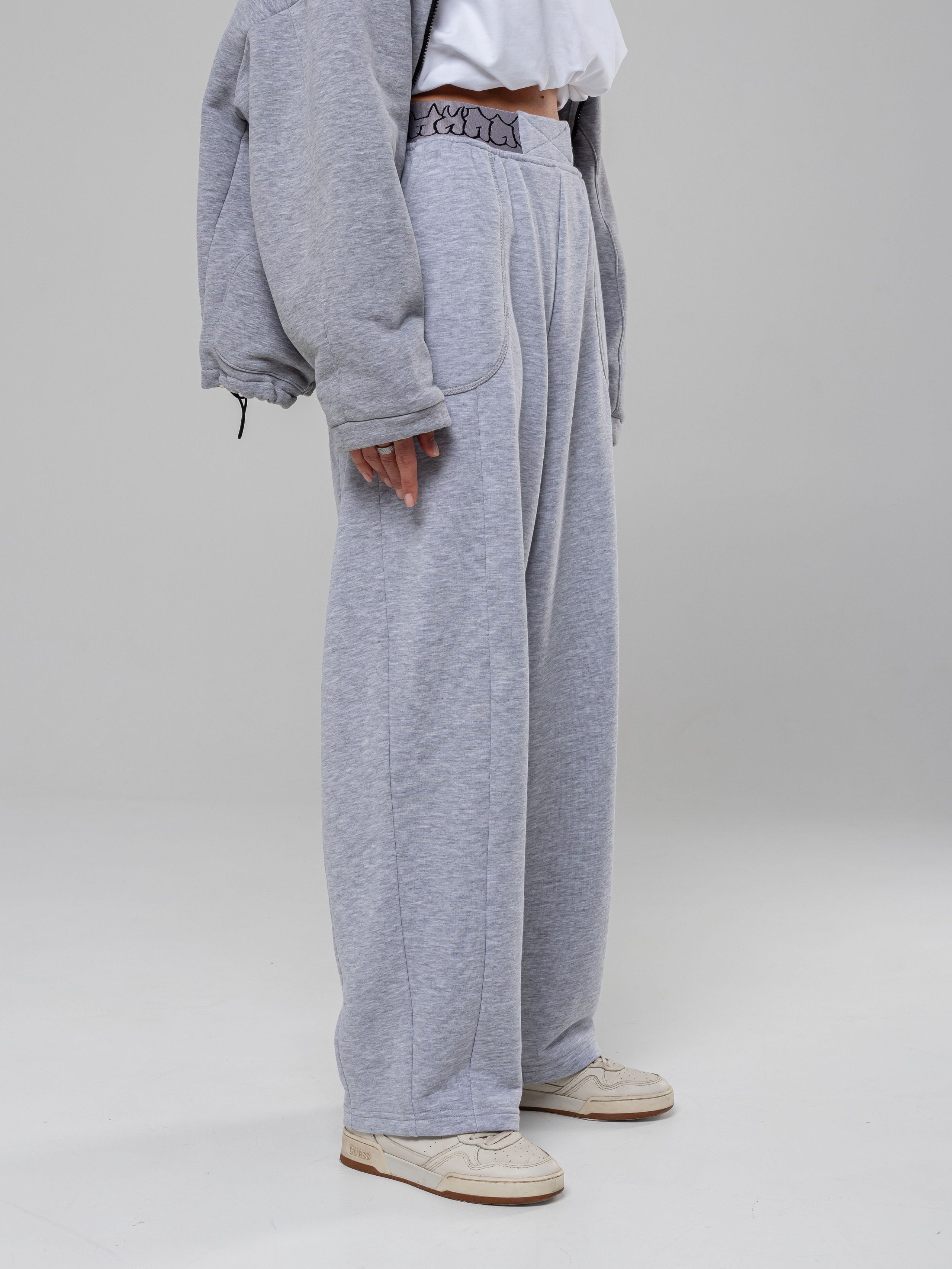 Худи и штаны. Фотограф в Краснодаре Арина Кудряшова