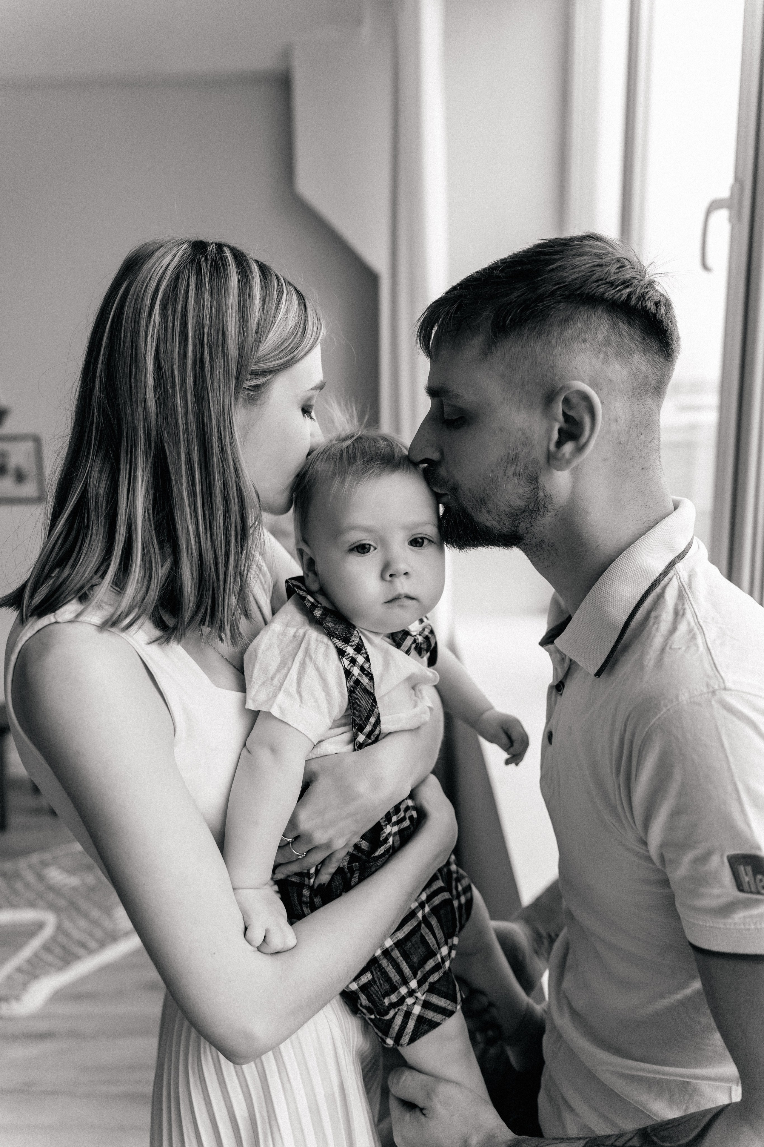 Наш сладкий малютка отметил годик. Ваш семейный фотограф в Минске — Вика Трегубова