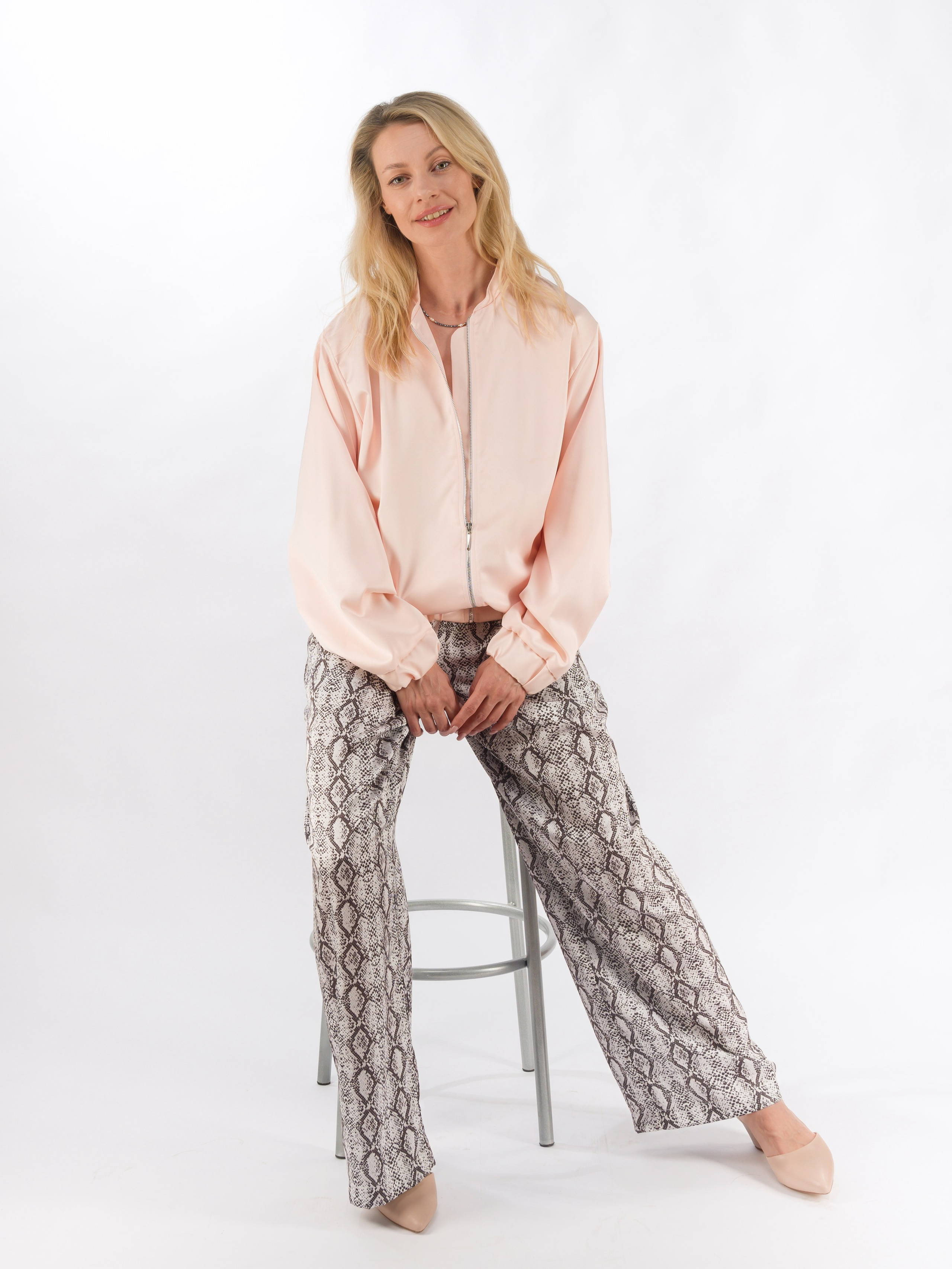 Одежда для каталога. Фотограф Андрей Зикеев, фотостудия AzArt Studio в Москве