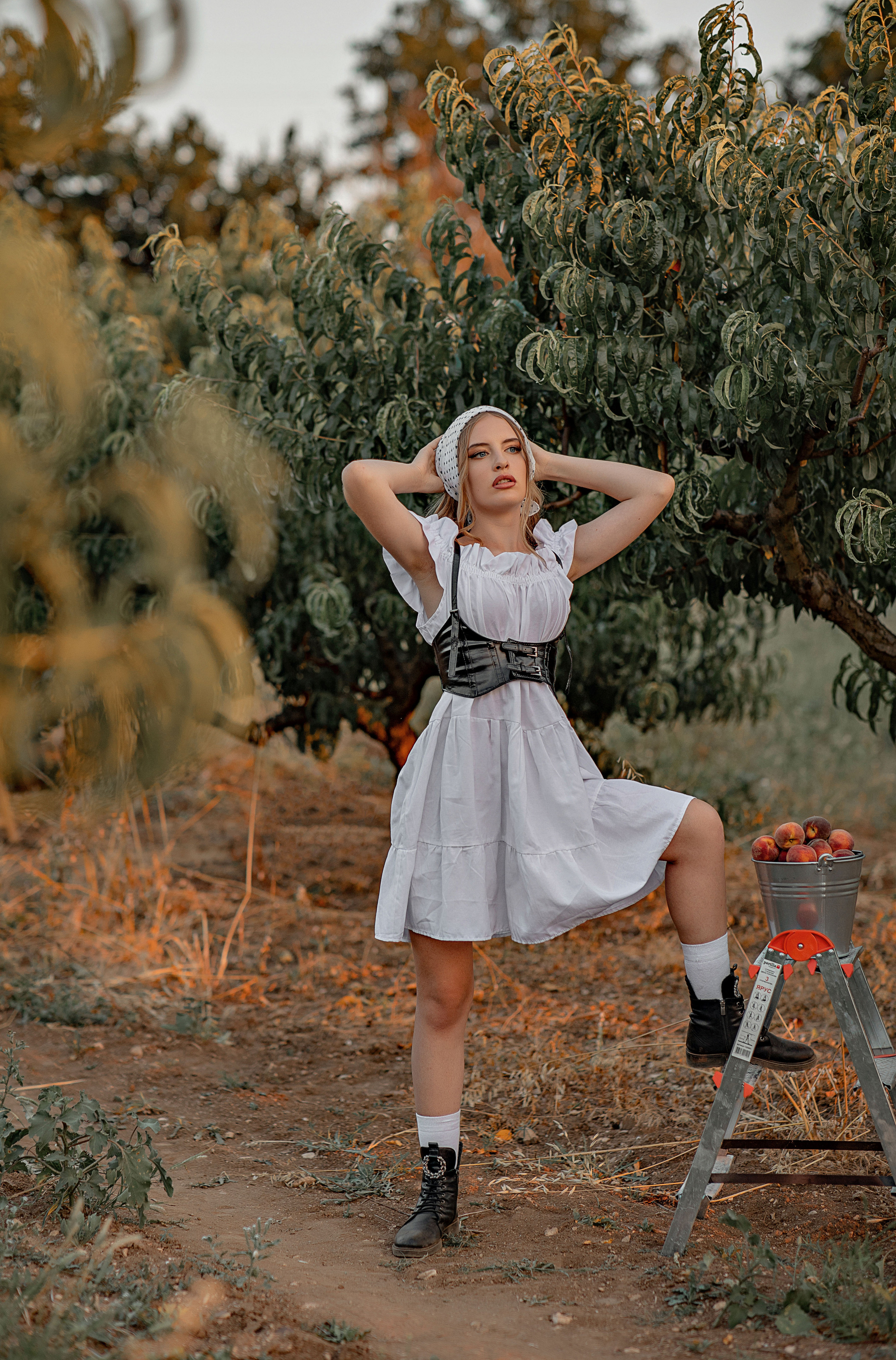 Фотосессия тематическая с идеей. Фотограф-стилист Крым Прокат одежды в Крыму. Фотосессии в Крыму