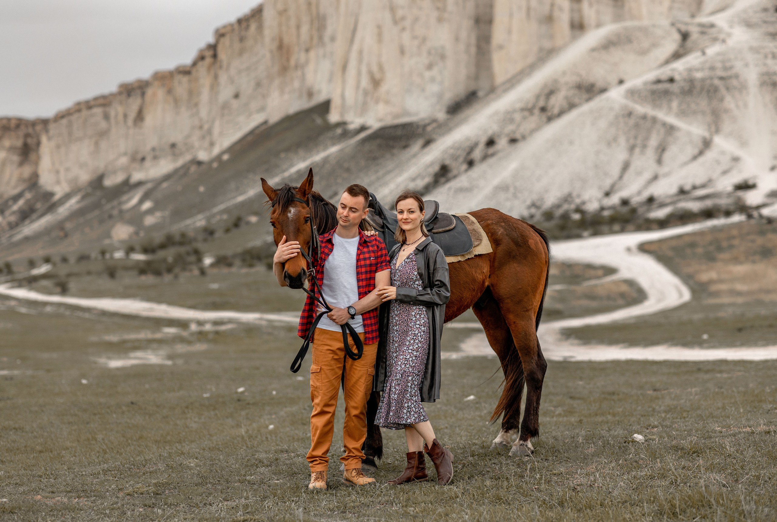 Выездные фотосессии. Съемка для влюбленных. Фотограф-стилист Крым Прокат одежды в Крыму. Фотосессии в Крыму