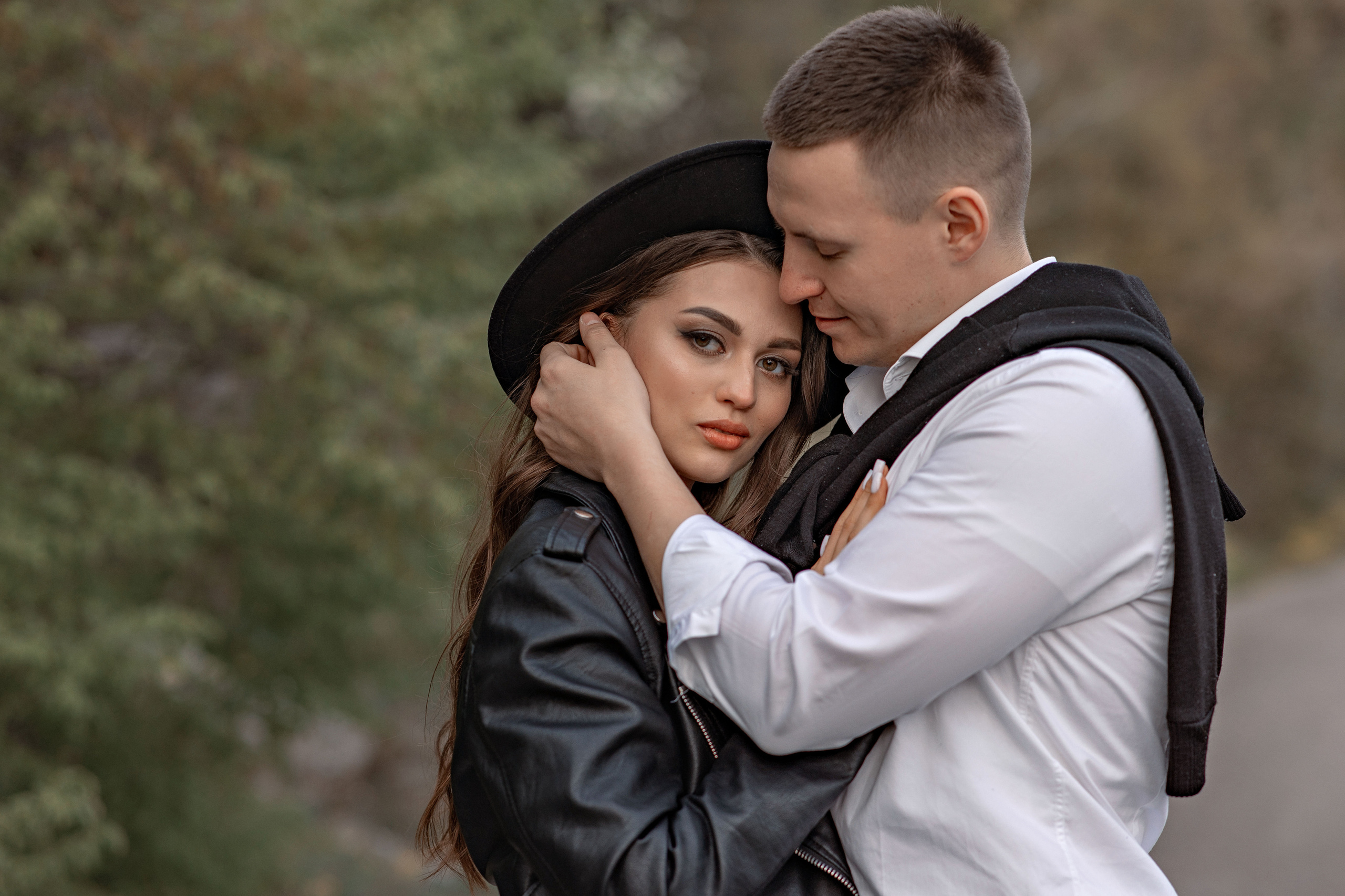 Выездные фотосессии. Съемка для влюбленных. Фотограф-стилист Крым Прокат одежды в Крыму. Фотосессии в Крыму