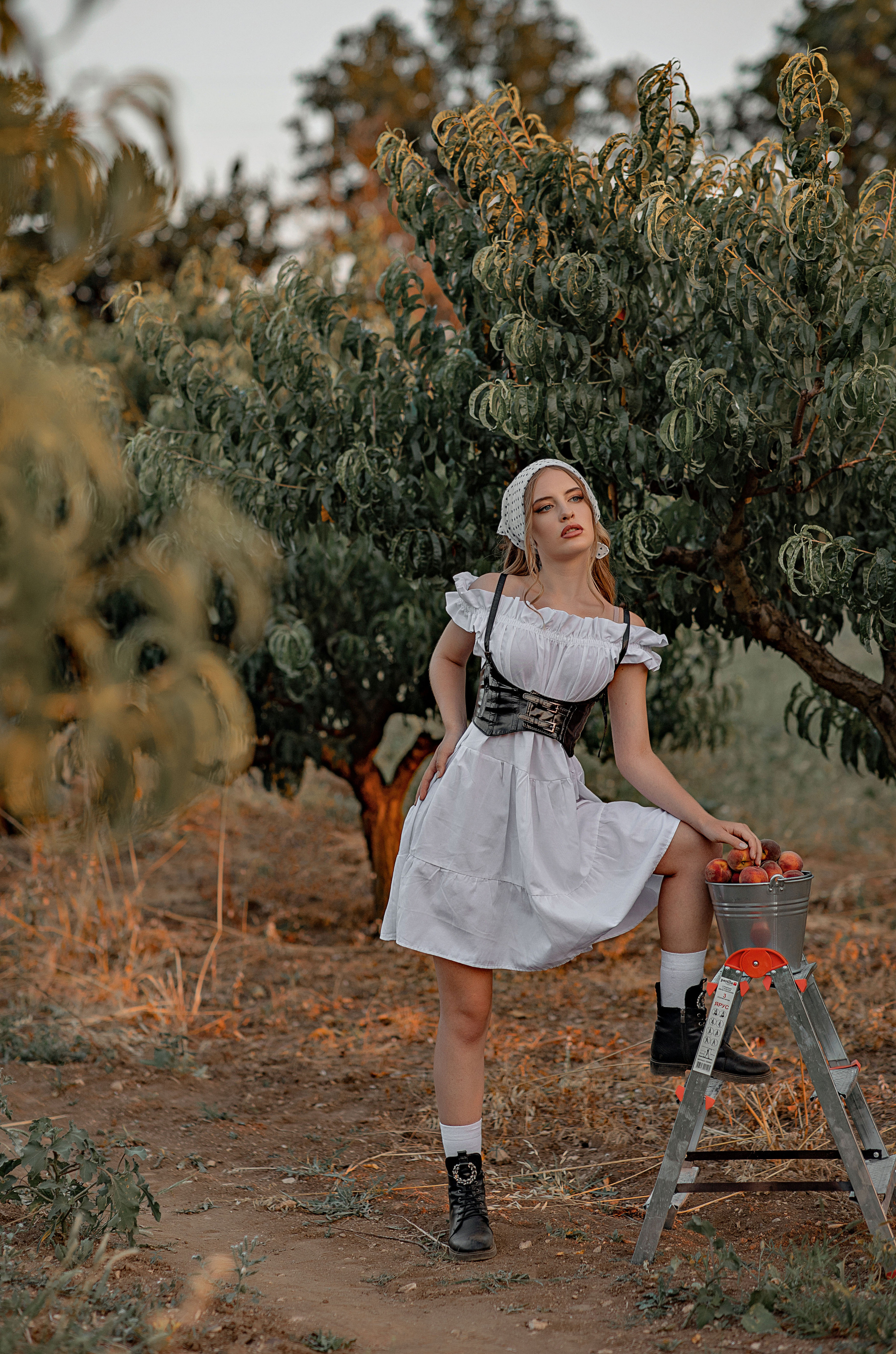 Фотосессия тематическая с идеей. Фотограф-стилист Крым Прокат одежды в Крыму. Фотосессии в Крыму