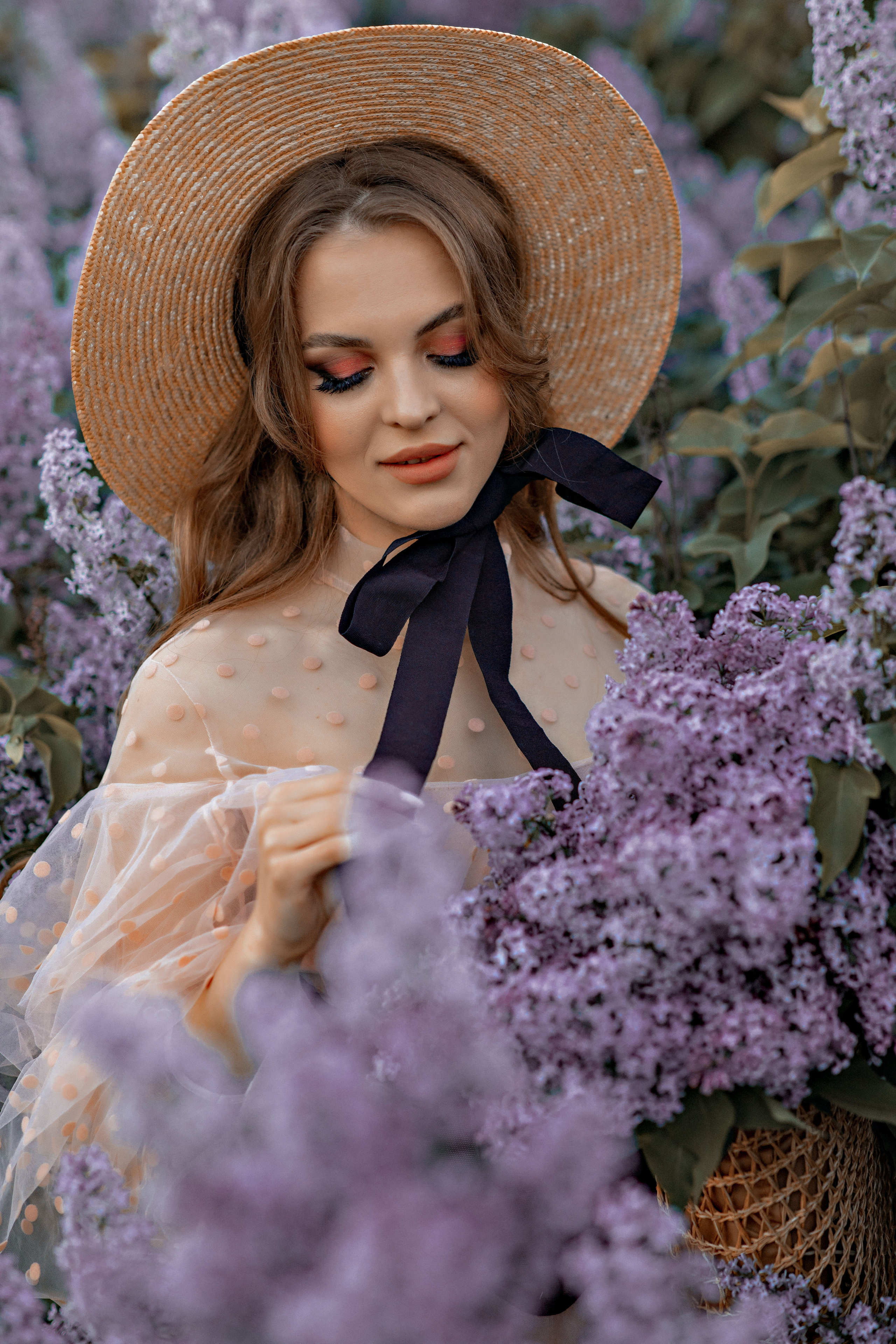 В цветении. Фотограф-стилист Крым Прокат одежды в Крыму. Фотосессии в Крыму