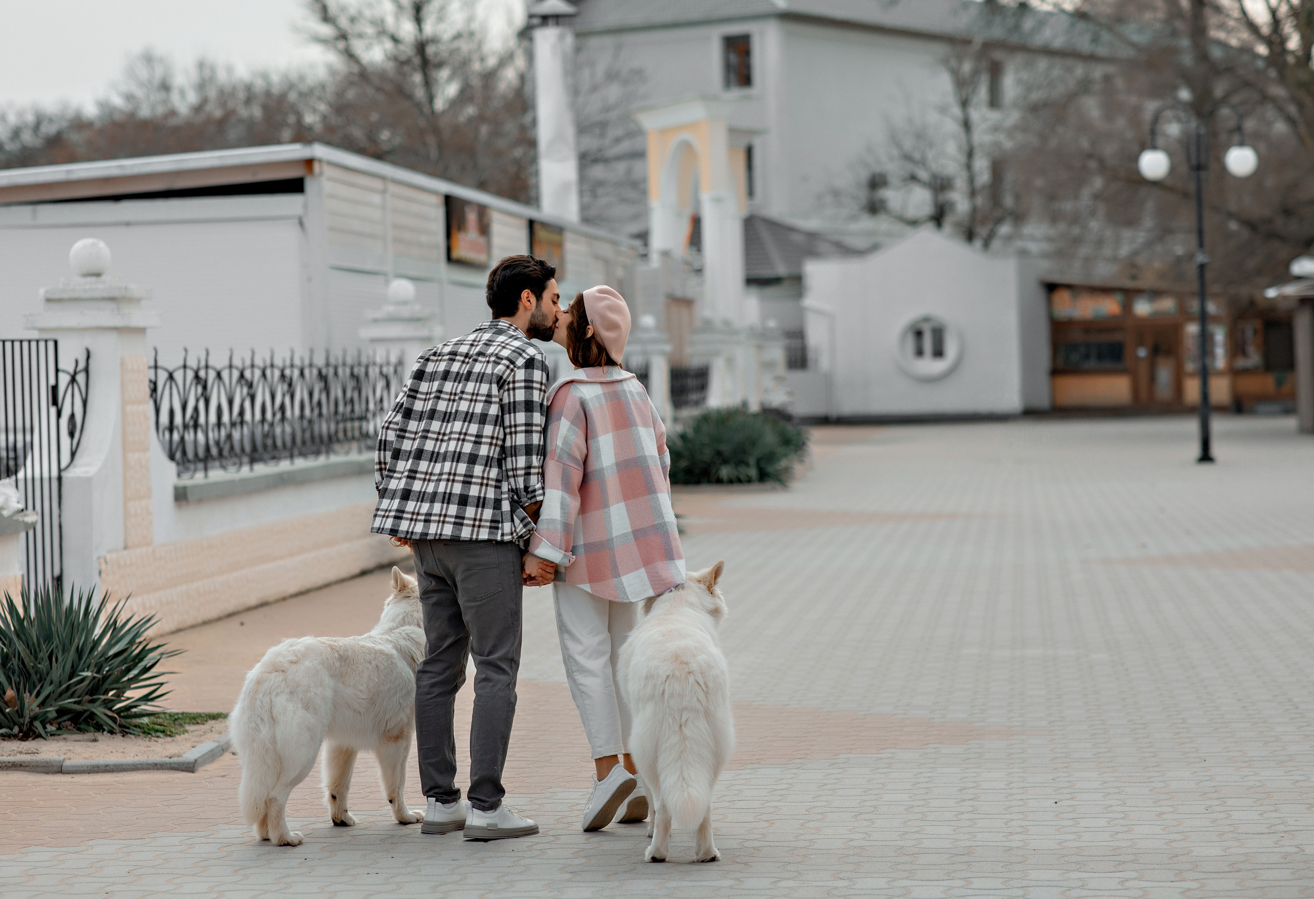 Выездные фотосессии. Съемка для влюбленных. Фотограф-стилист Крым Прокат одежды в Крыму. Фотосессии в Крыму