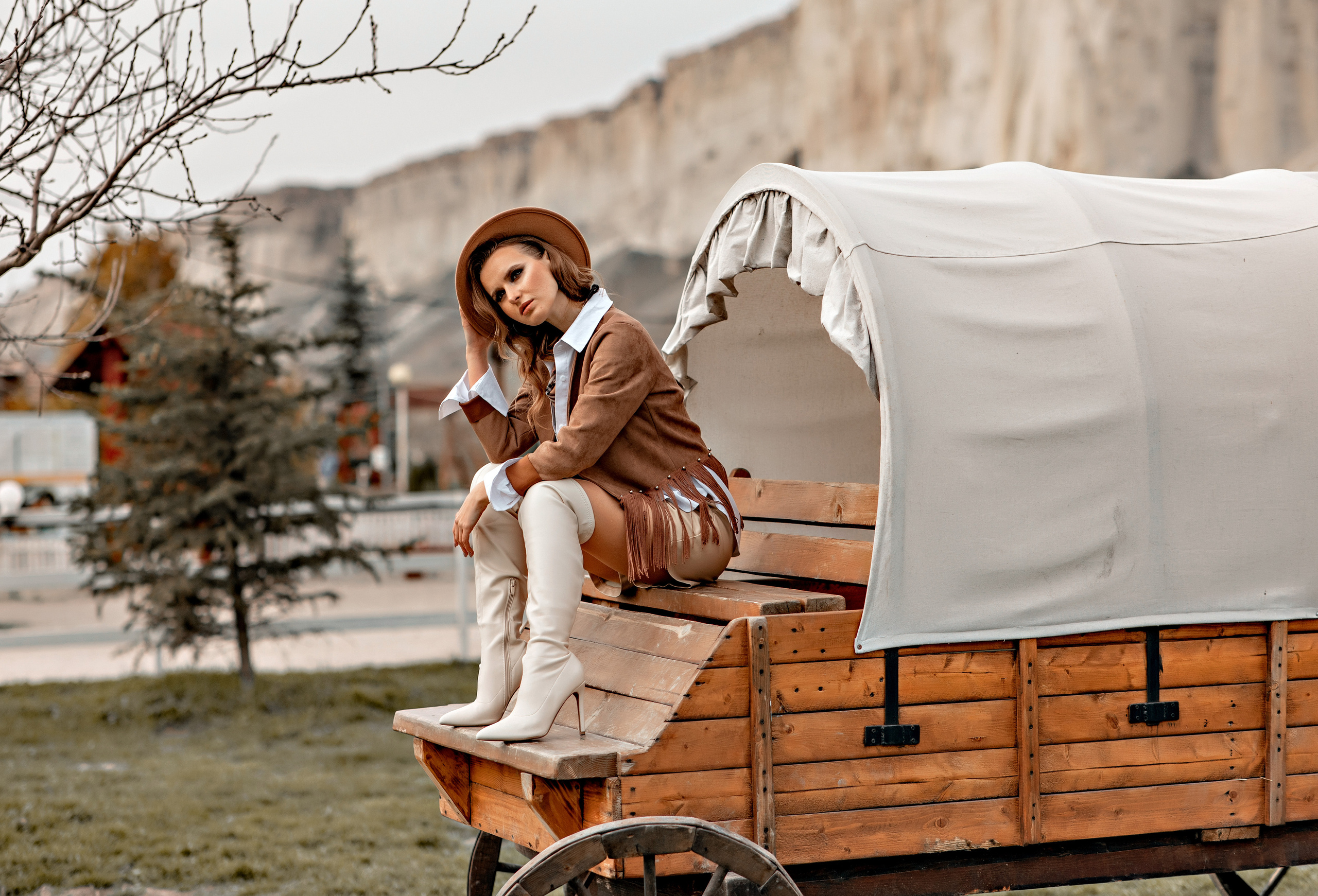 Фотосессия тематическая с идеей. Фотограф-стилист Крым Прокат одежды в Крыму. Фотосессии в Крыму