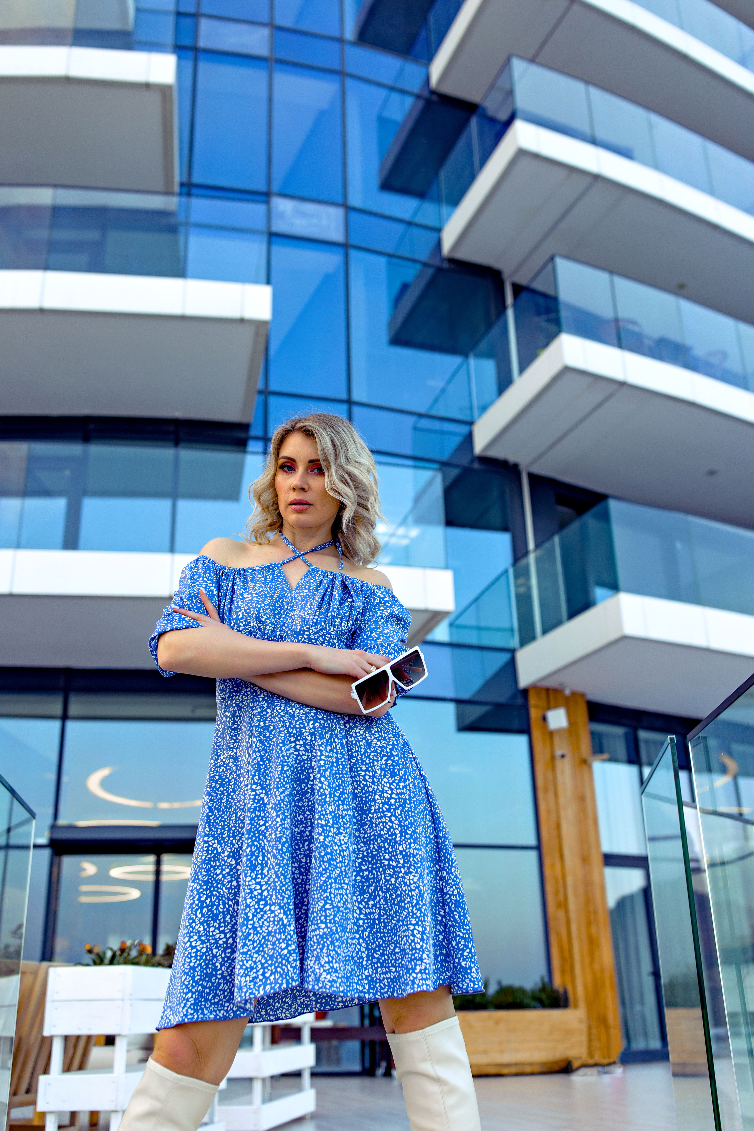 Женский портрет. Фотограф-стилист Крым Прокат одежды в Крыму. Фотосессии в Крыму