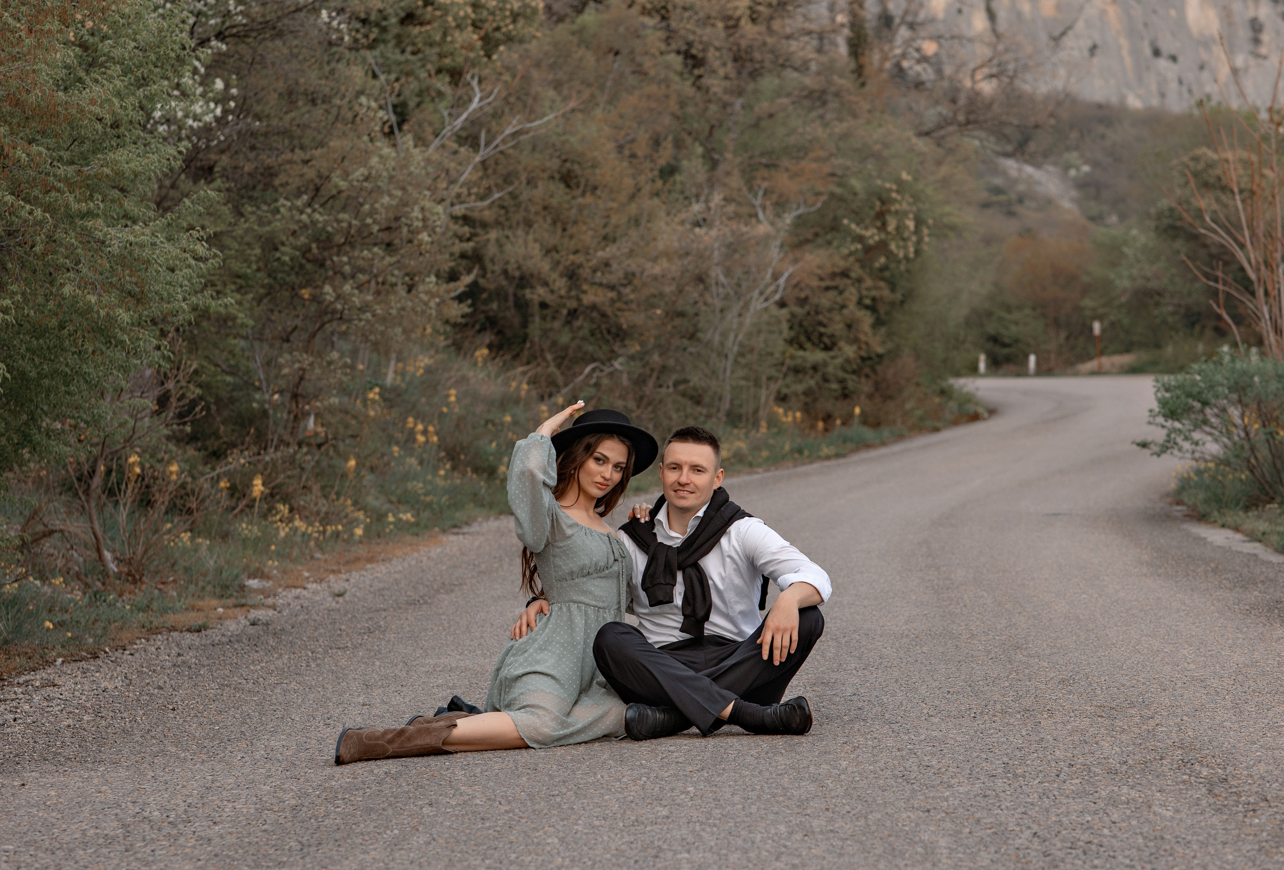 Выездные фотосессии. Съемка для влюбленных. Фотограф-стилист Крым Прокат одежды в Крыму. Фотосессии в Крыму