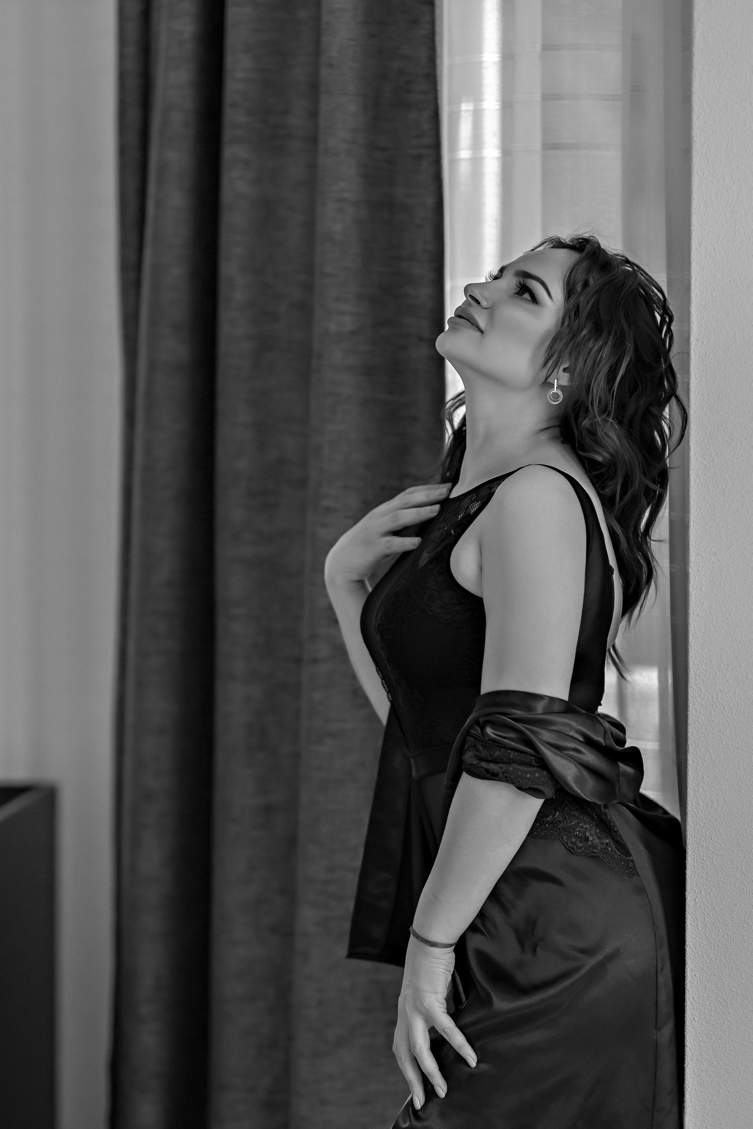 Будуарная фотосессия. Фотограф-стилист Крым Прокат одежды в Крыму. Фотосессии в Крыму