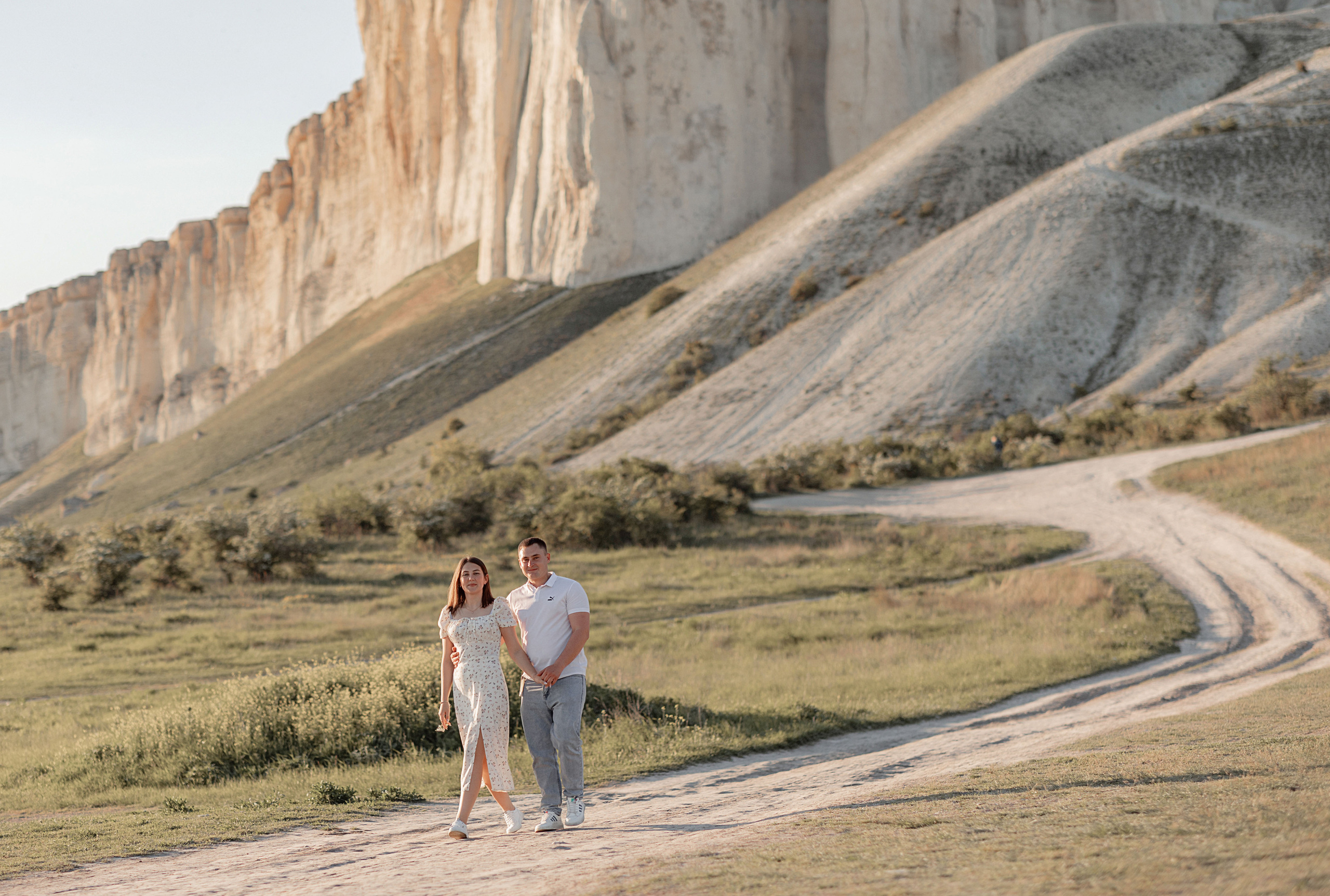 Выездные фотосессии. Съемка для влюбленных. Фотограф-стилист Крым Прокат одежды в Крыму. Фотосессии в Крыму