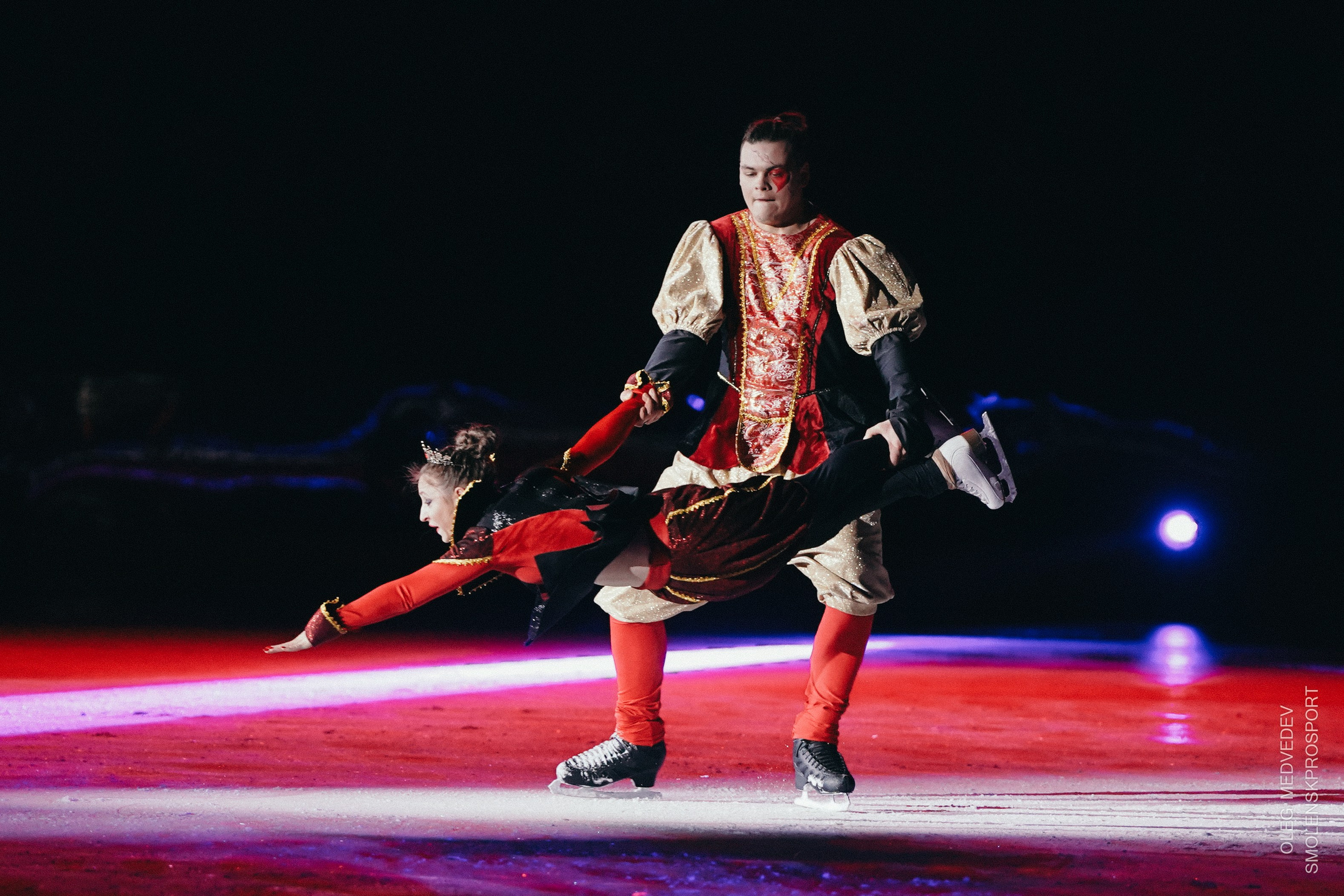 Алиса в стране чудес шоу на льду. Спортивный фотограф Олег Медведев | prosport67 | Смоленск