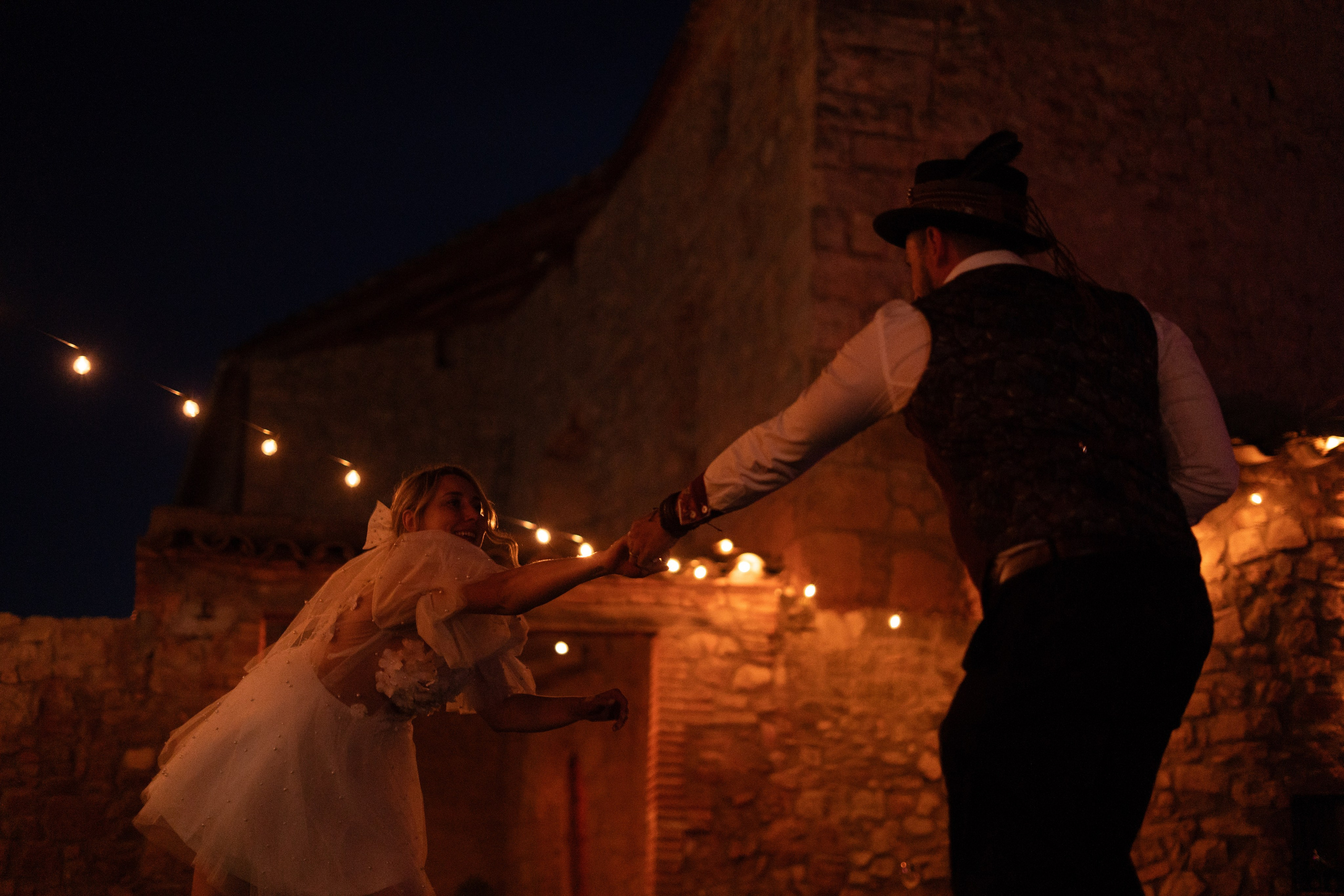 Stasy and Roberto. Wedding Photographer in Barcelona and Medellin