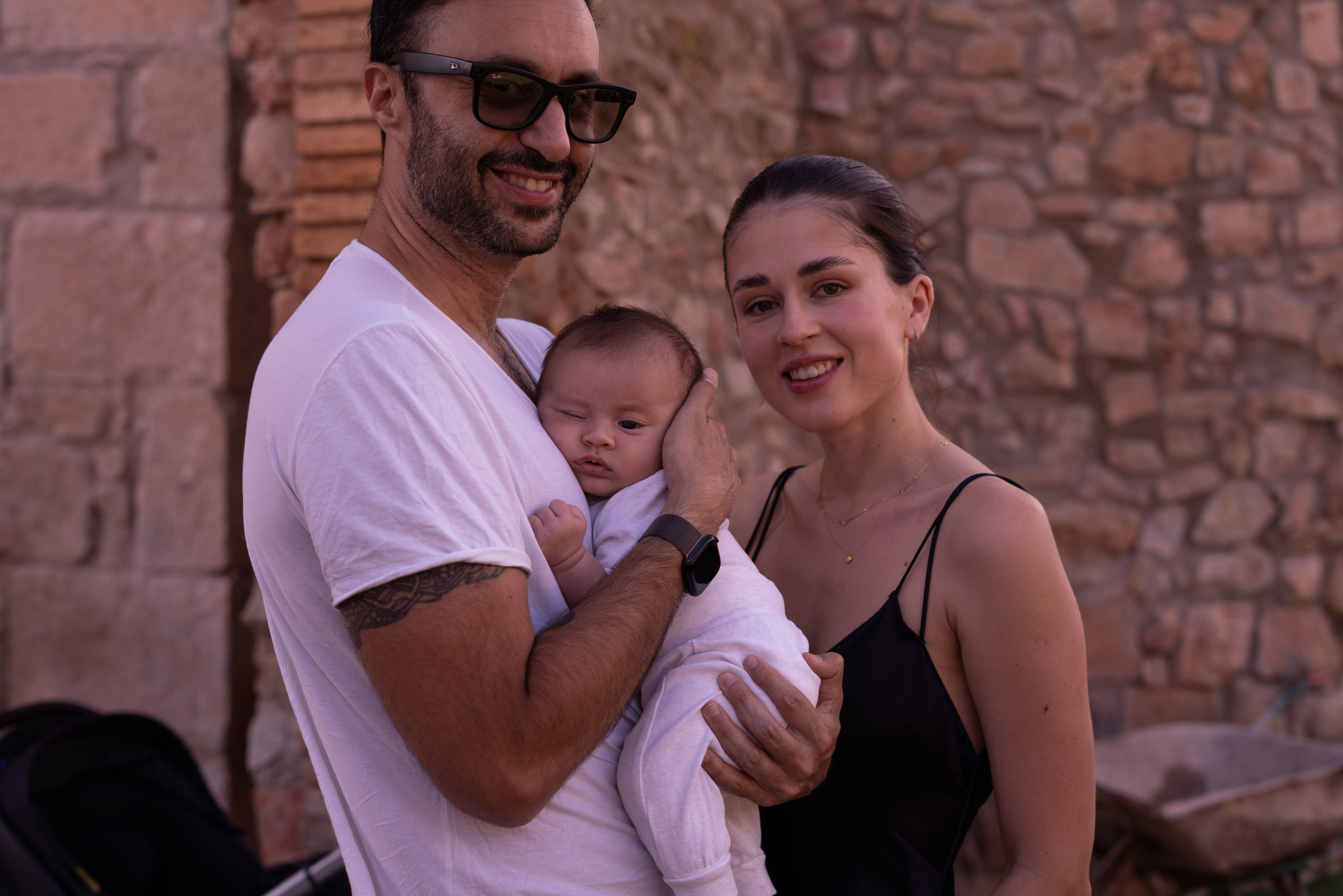 Stasy and Roberto. Wedding Photographer in Barcelona and Medellin