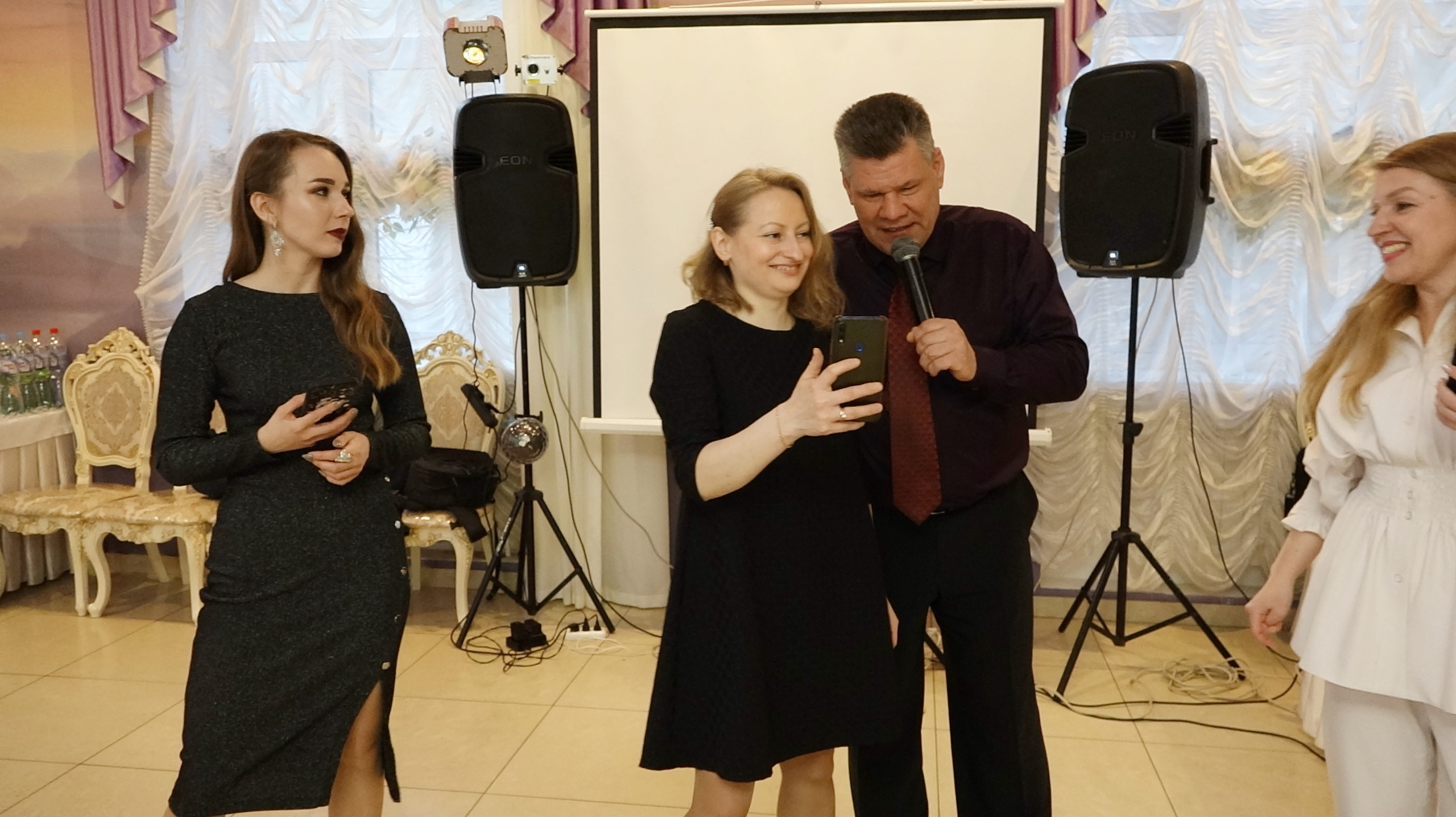 Портфолио. Саксофонист и поющий Ведущий Рустем Алюков в Уфе