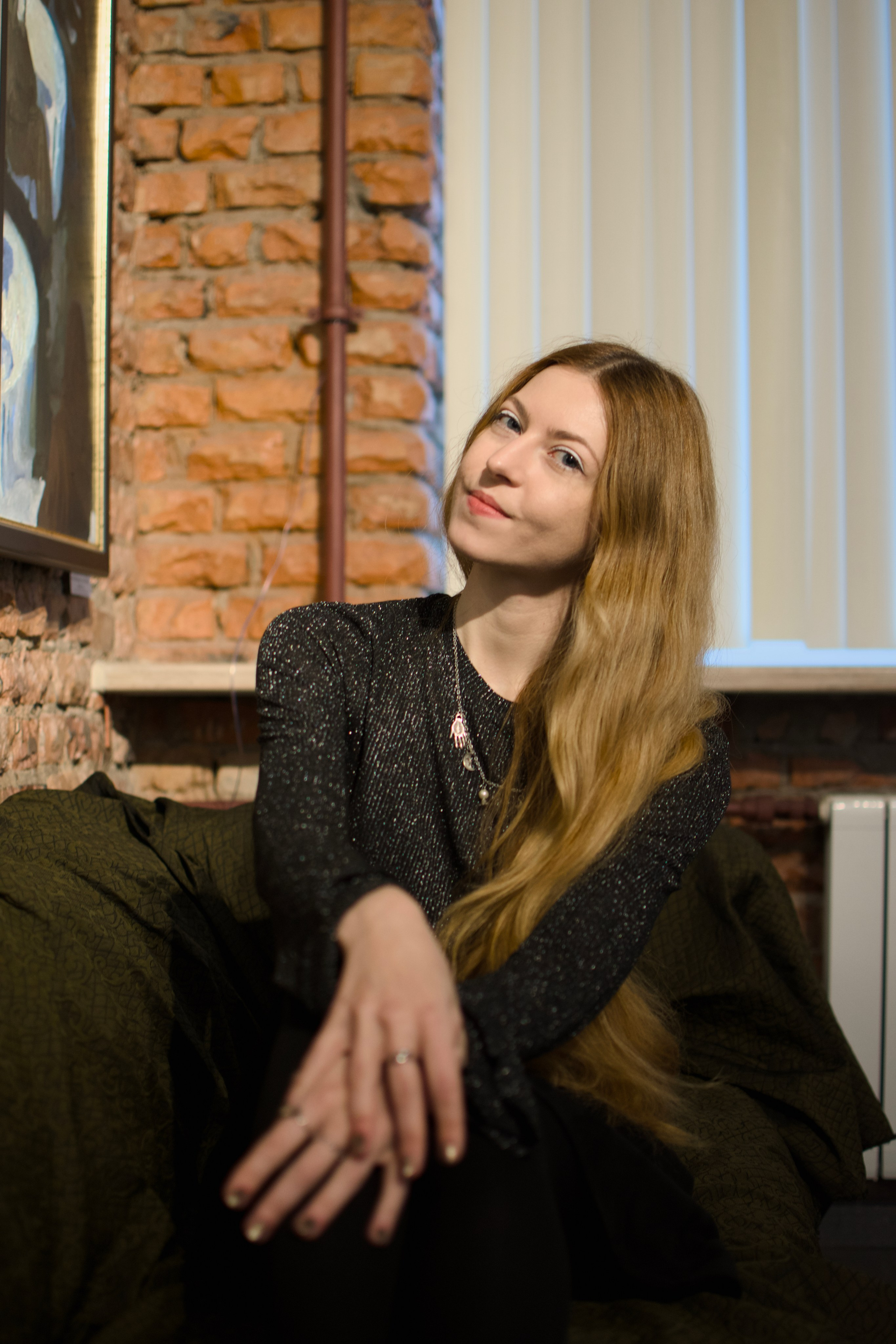 В картинной галерее. Женский фотограф СПб; Тельтевский Владислав