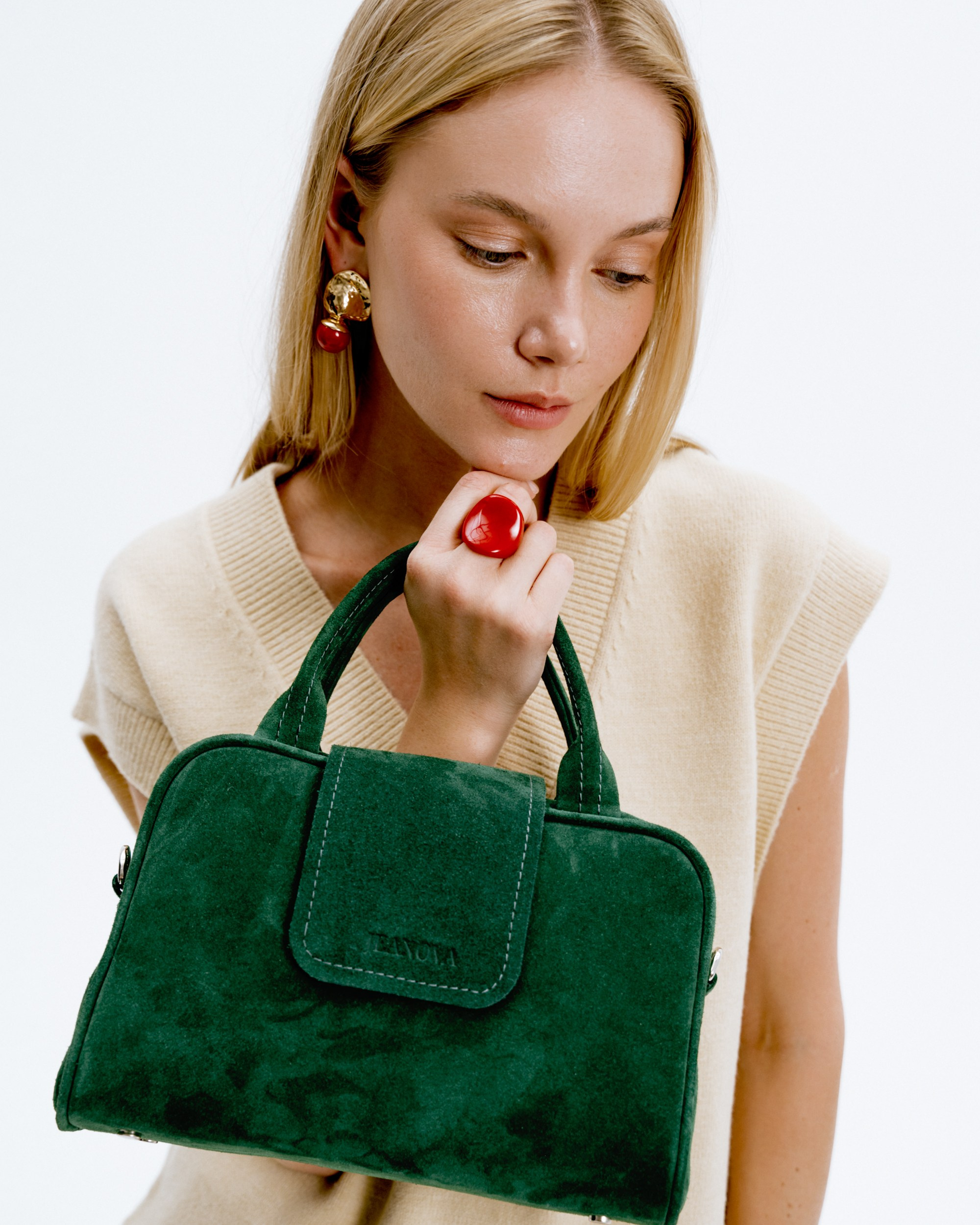 Для бренда jeanova. Фотограф для людей и их брендов