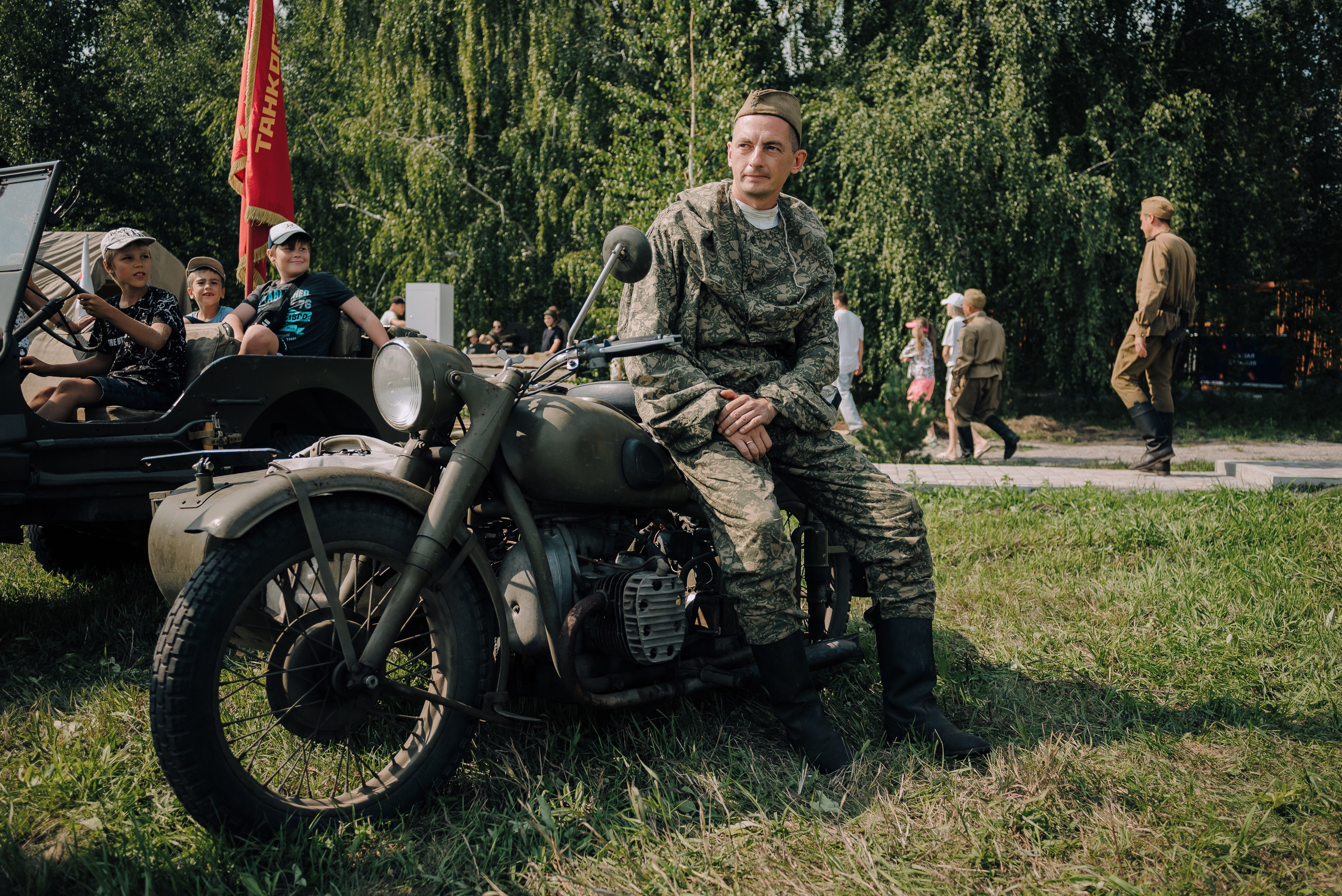 НАЗАД В БУДУЩЕЕ. РОССЕТИ. Репортажный фотограф Зуев Роман г. Челябинск