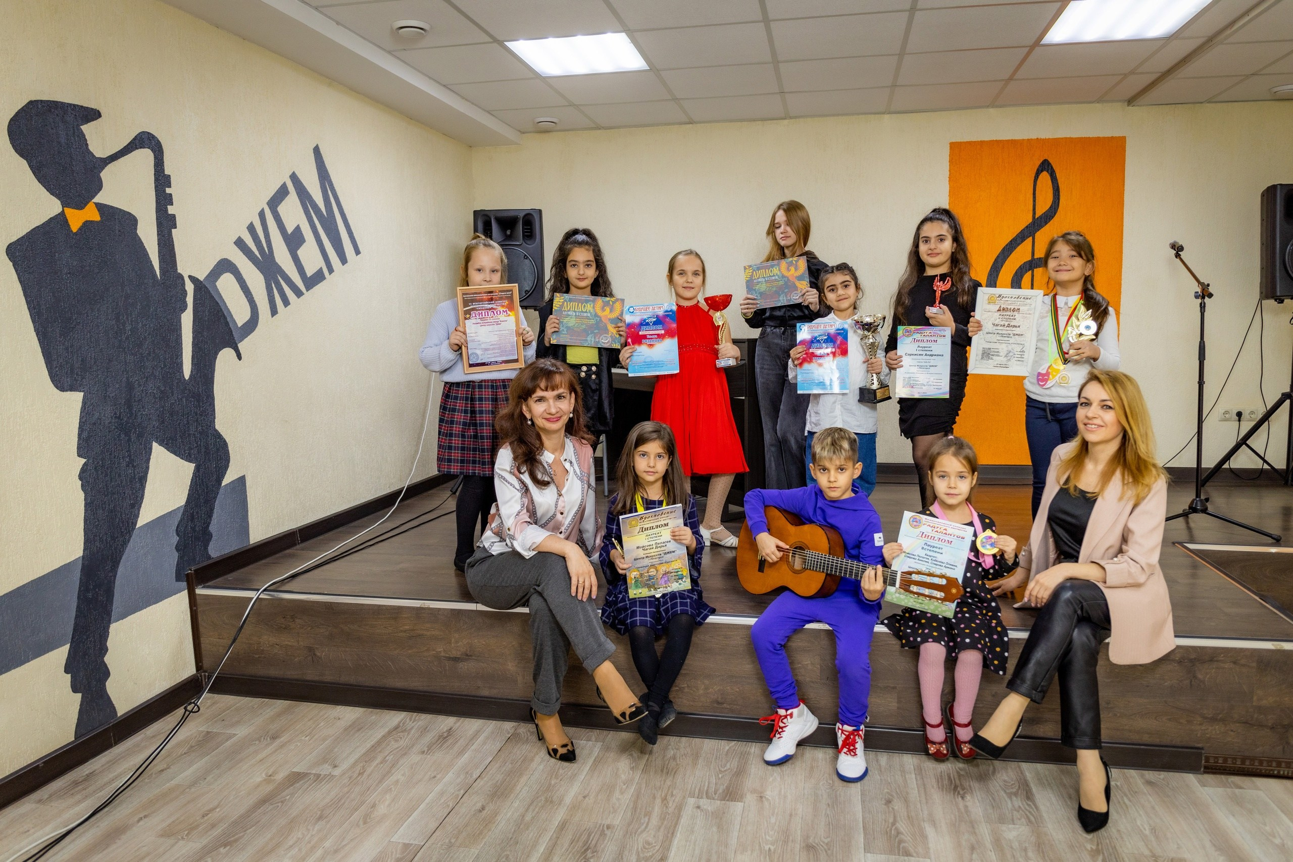 #РепортажнаяФотография#Фотожурналистика#ДокументальнаяФотография#РеальнаяЖизнь#ИсторияВкадре#МоментыЖизни#ЭмоцииВкадре#СобытийнаяФотография#ФотоИстория#ЖизньВкадре#УличнаяФотография (если снимаете на улице)#СвадебныйРепортаж (для свадебных событий)#СпортивнаяФотография (для спортивных мероприятий)#КонцертнаяФотография (для концертов и фестивалей)#ПолитикаВкадре (для политических событий)#АкцииПротеста (если снимаете протесты)#ГородскиеСобытия#ЭмоцииНаЛице#ИскренниеМоменты#ЖизньКакОнаЕсть#СилаМомента#ЧеловеческиеИстории#РеальностьВкадре#Фотожурналисты#Документалисты#ФотоСообщество#ФотоВдохновение#ФотоИскусство#ФотоМастера#ПятигорскФотограф#ФотографПятигорск#ФотосессияПятигорск#ПятигорскФото#ФотографКавминводы#ФотосессияКавказ#ПятигорскЛюблю#ФотографНаКавказе#ФотостудияПятигорск#ПортретПятигорск#СвадебныйФотографПятигорск#ПейзажиПятигорска#ФотоПятигорск#ФотографСКФО#КавказФото