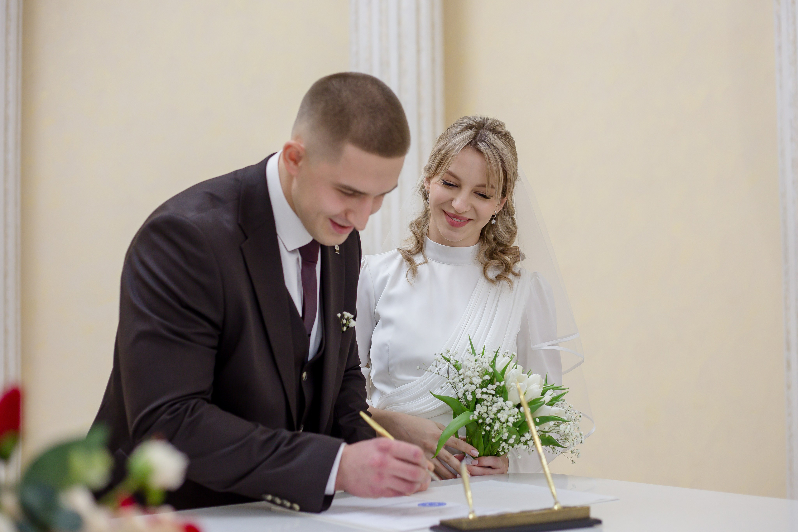 Свадебные фото. Фотограф Краснодара, фотограф в парке Галецкого.репортажный фотограф. детский фотограф, свадебный фотограф. профессиональный фотограф