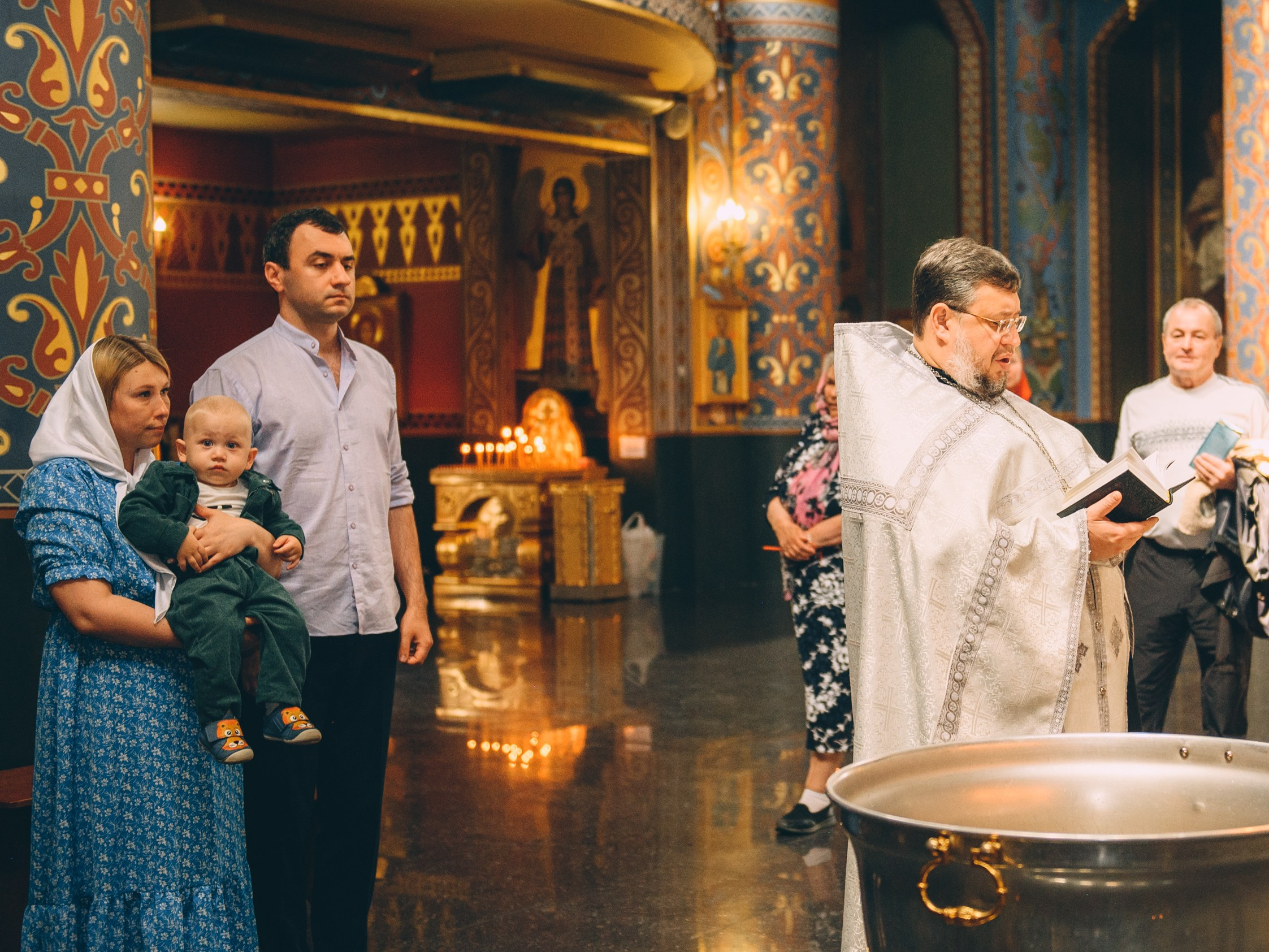 Крещение в храме Нерукотворного Образа Христа Спасителя. Свадебный и семейный фотограф София Невская