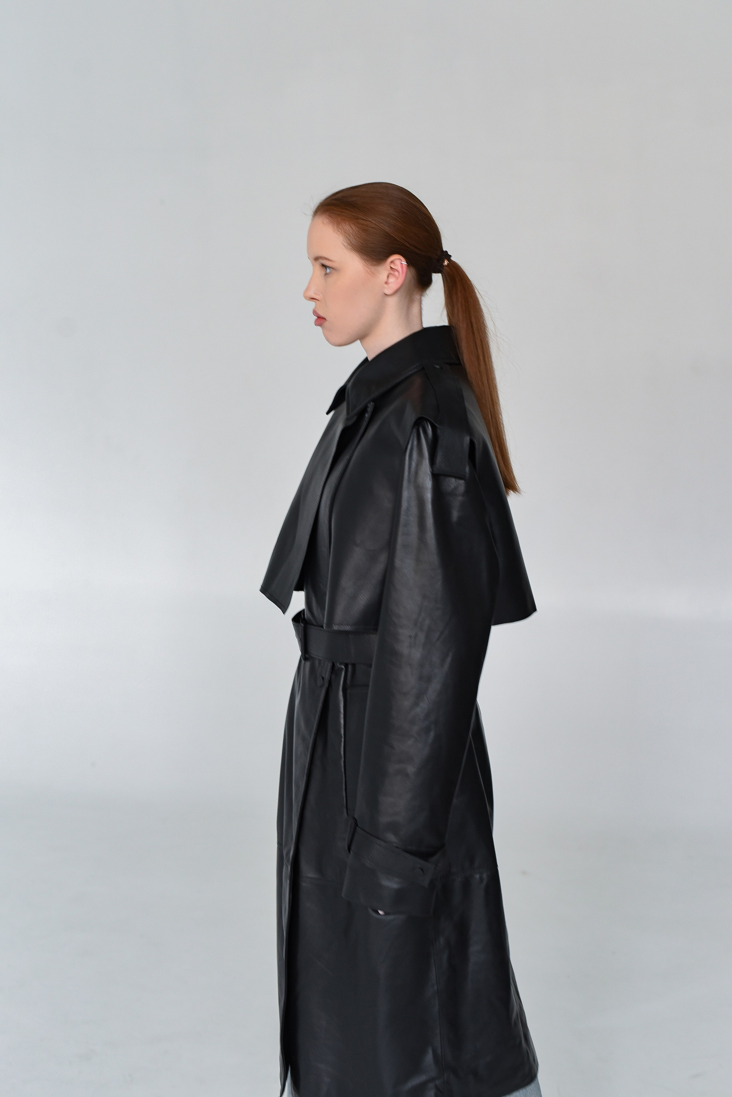 Пальто (фон). Контент фотограф в Москве Лихачева Ксения